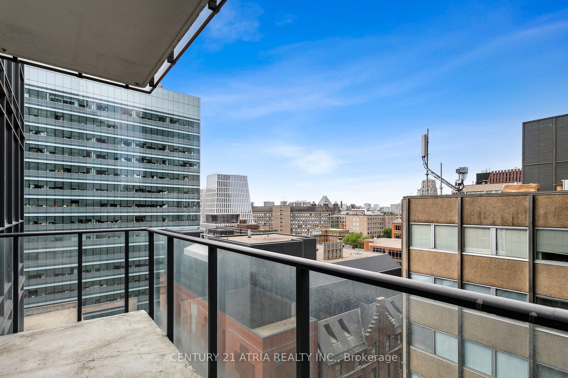 770 Bay St, #1212