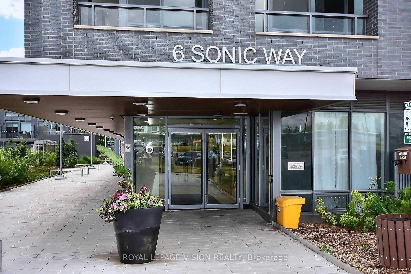 6 Sonic Way, #402
