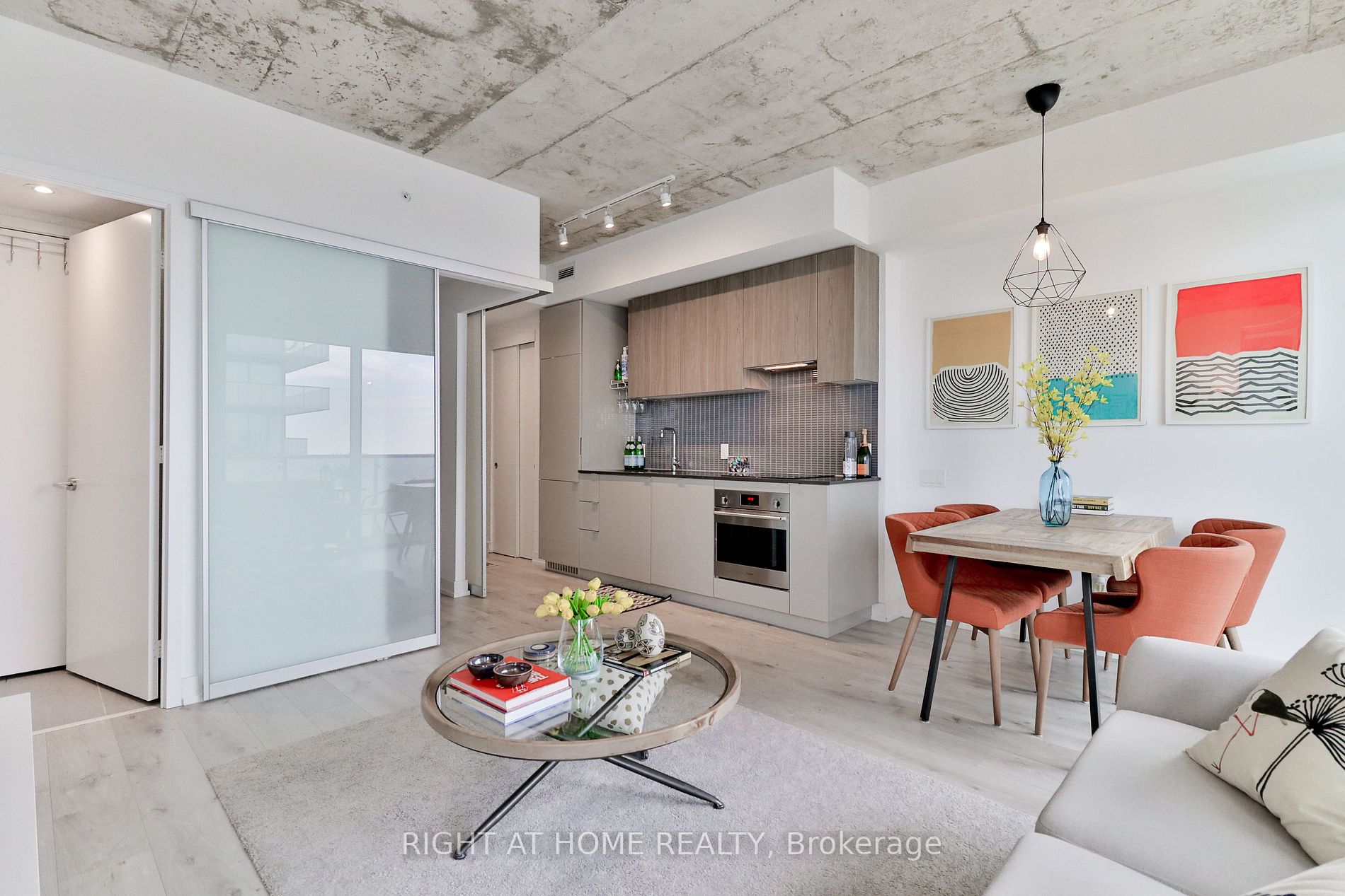 161 Roehampton Ave, #3205