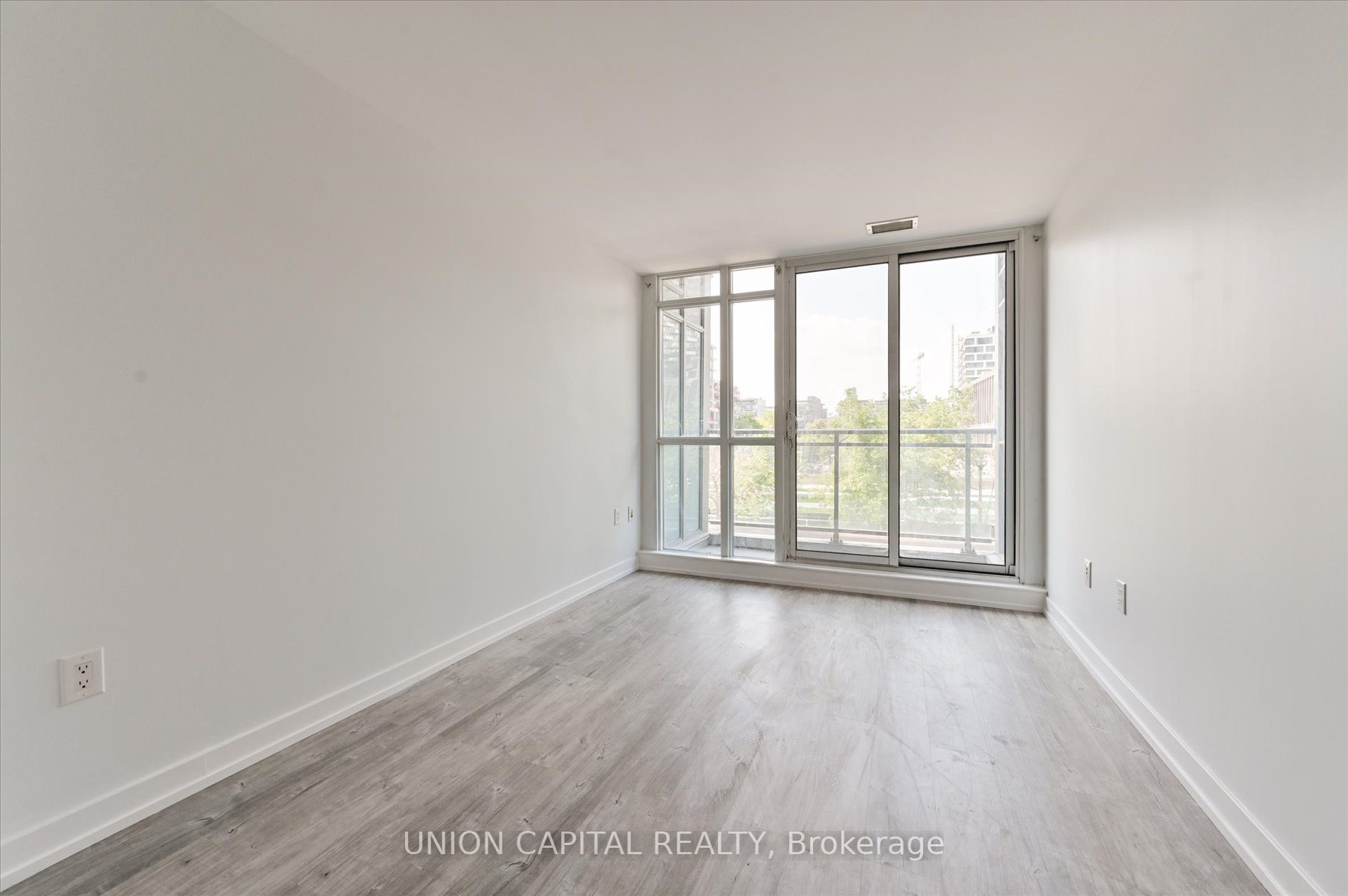 15 Iceboat Terrace #242A