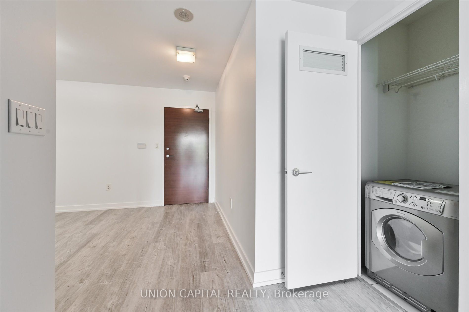 15 Iceboat Terrace #242A