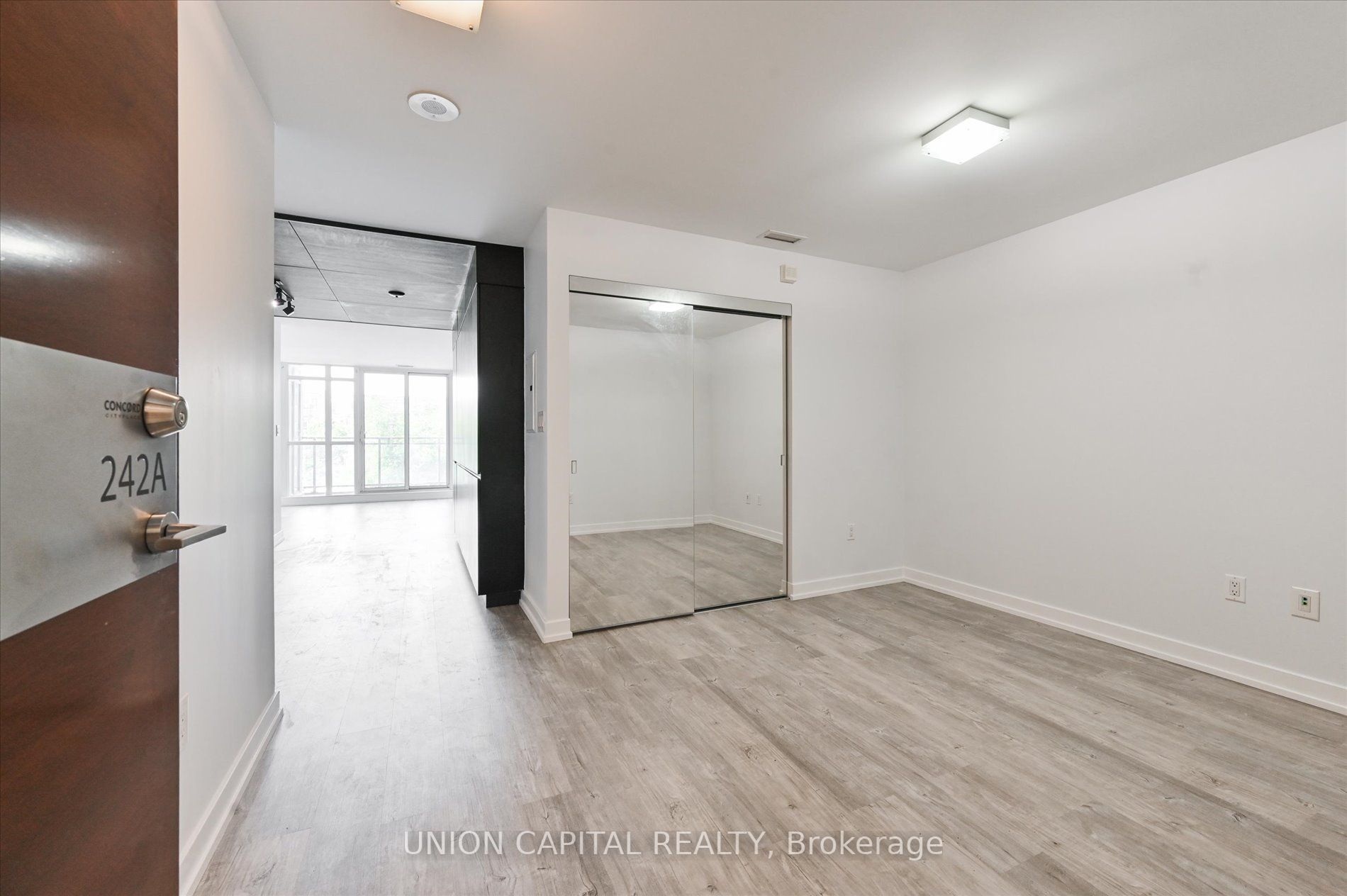15 Iceboat Terrace #242A