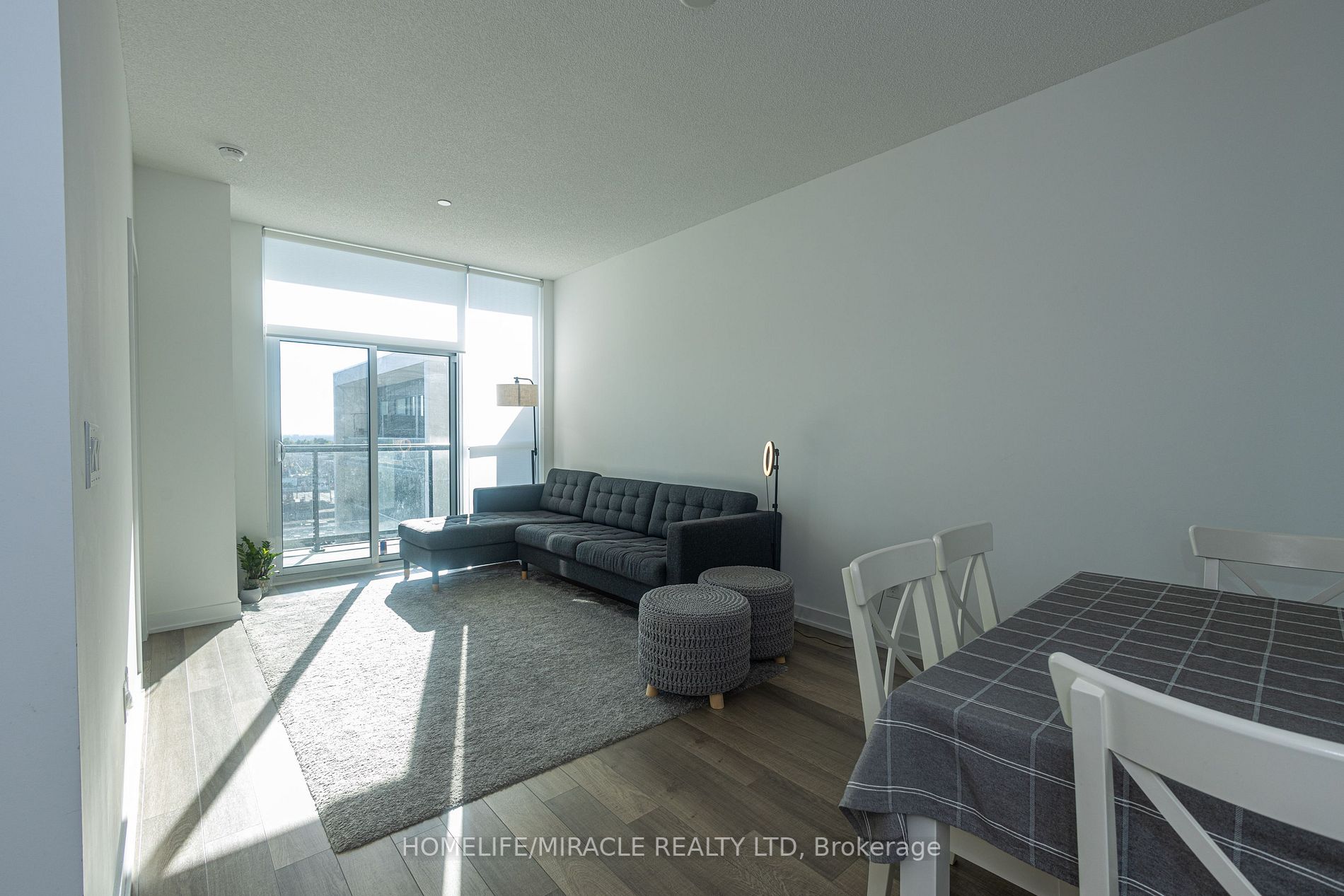 1603 Eglinton Ave W, #807