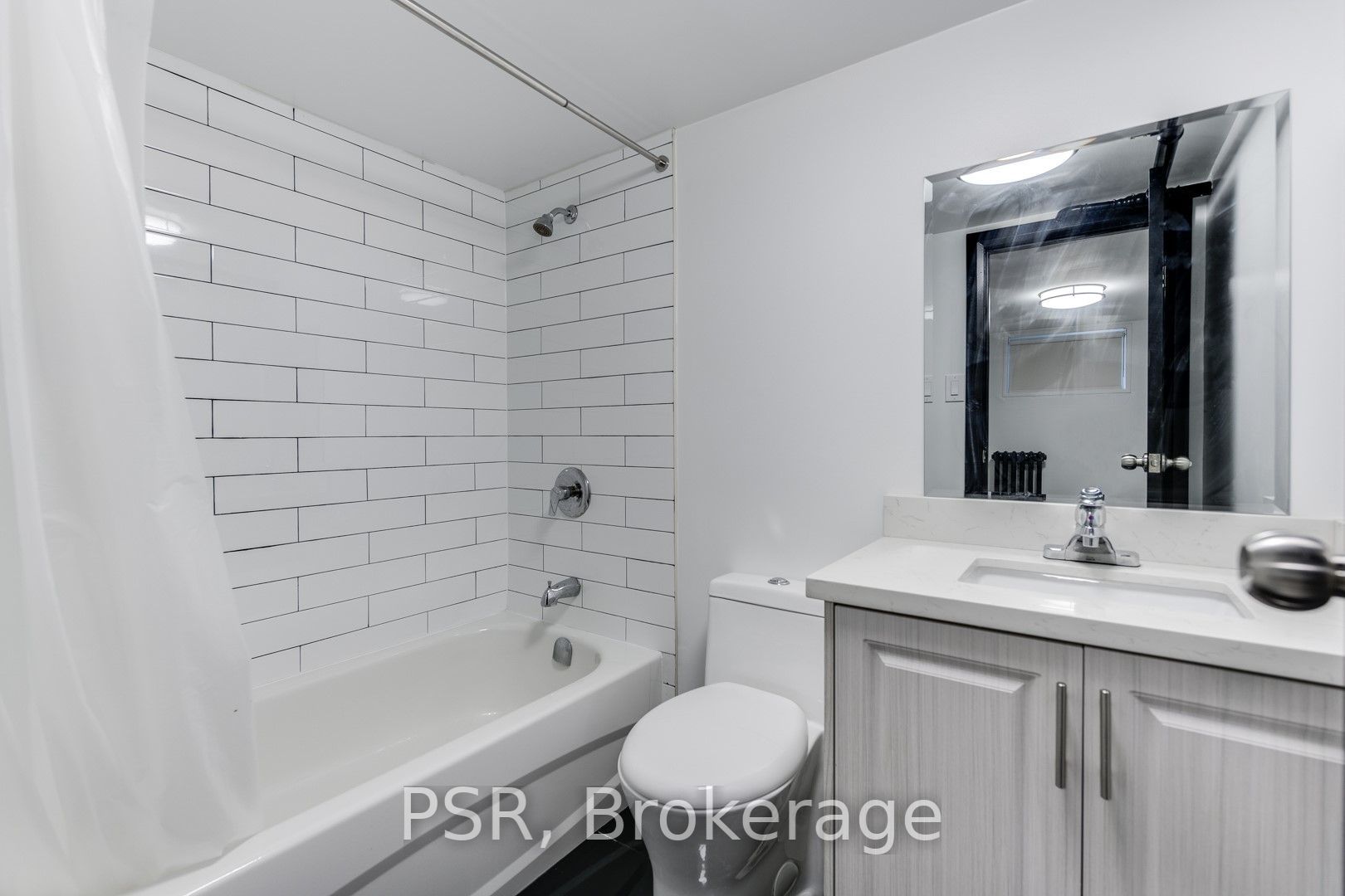 260 Sherbourne Street, #10