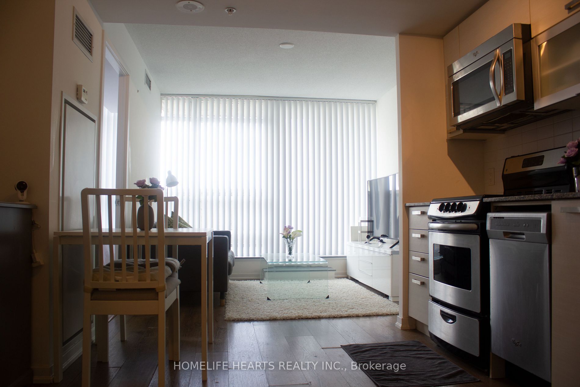 Listing C6106888 - Large Photo # 6