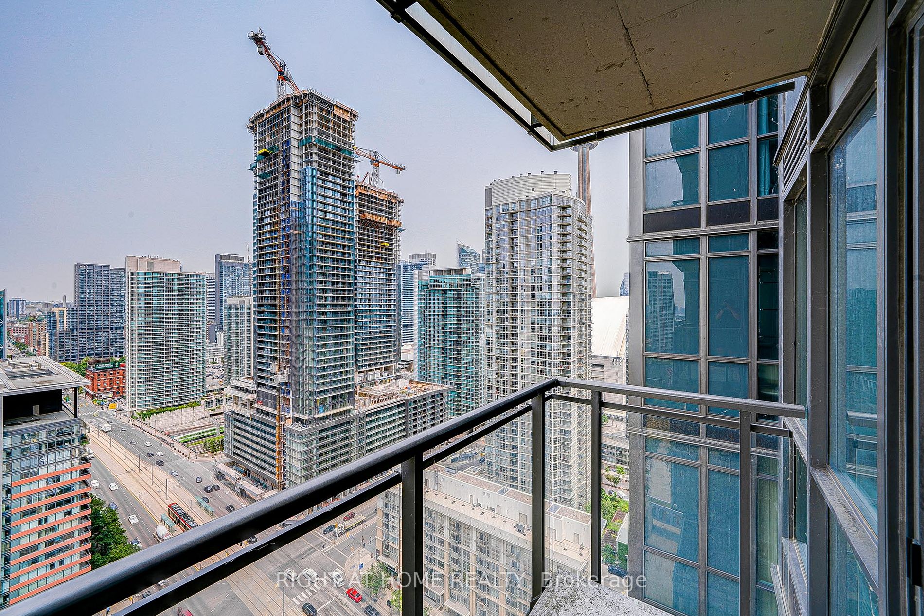 11 Brunel Crt, #3305