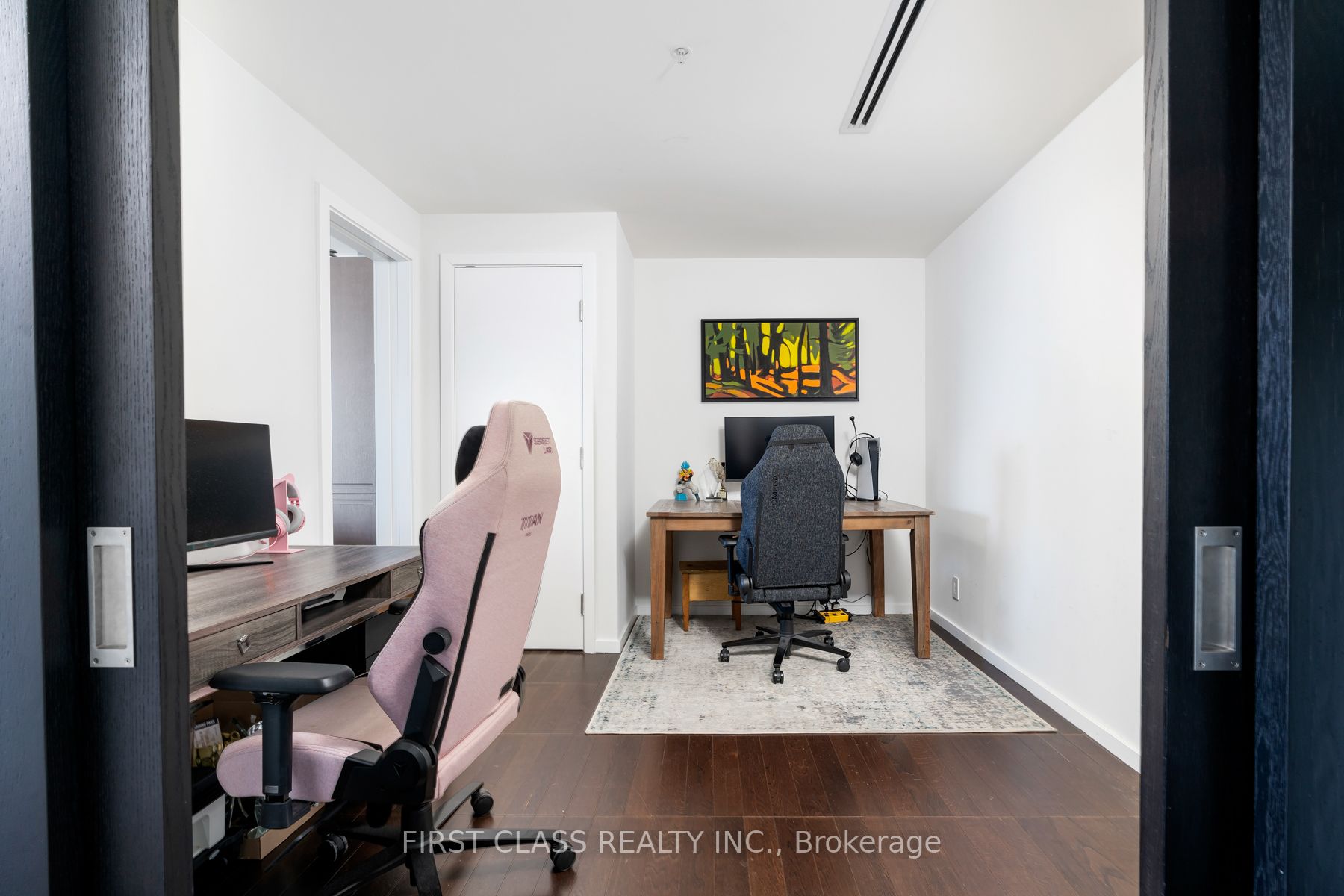 180 University Ave, #4103