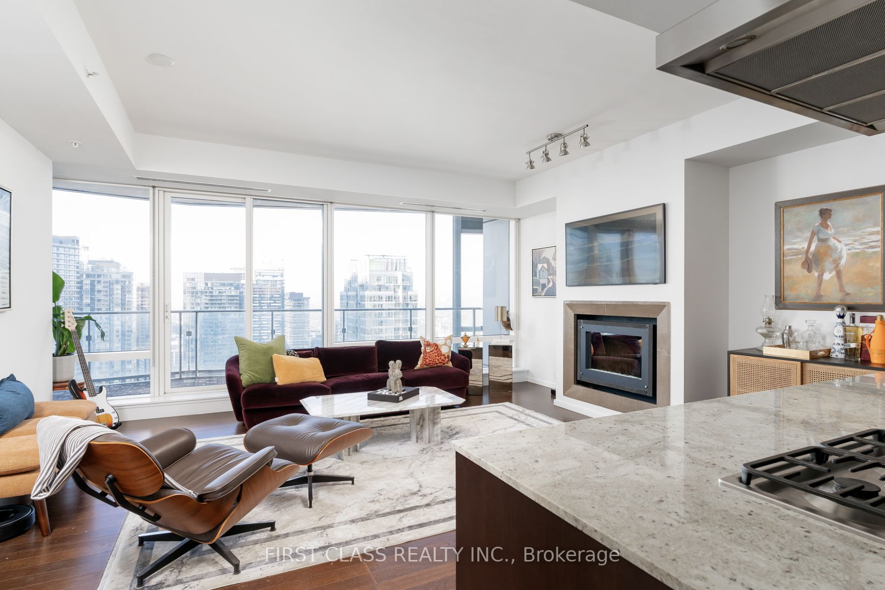 180 University Ave, #4103