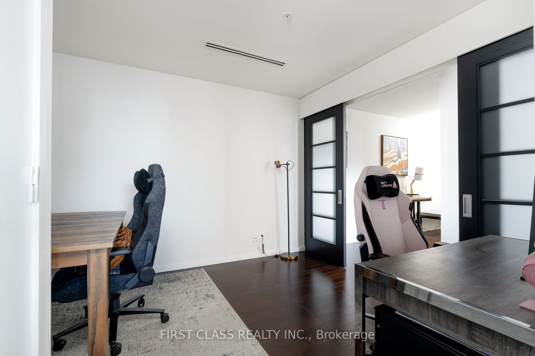 180 University Ave, #4103
