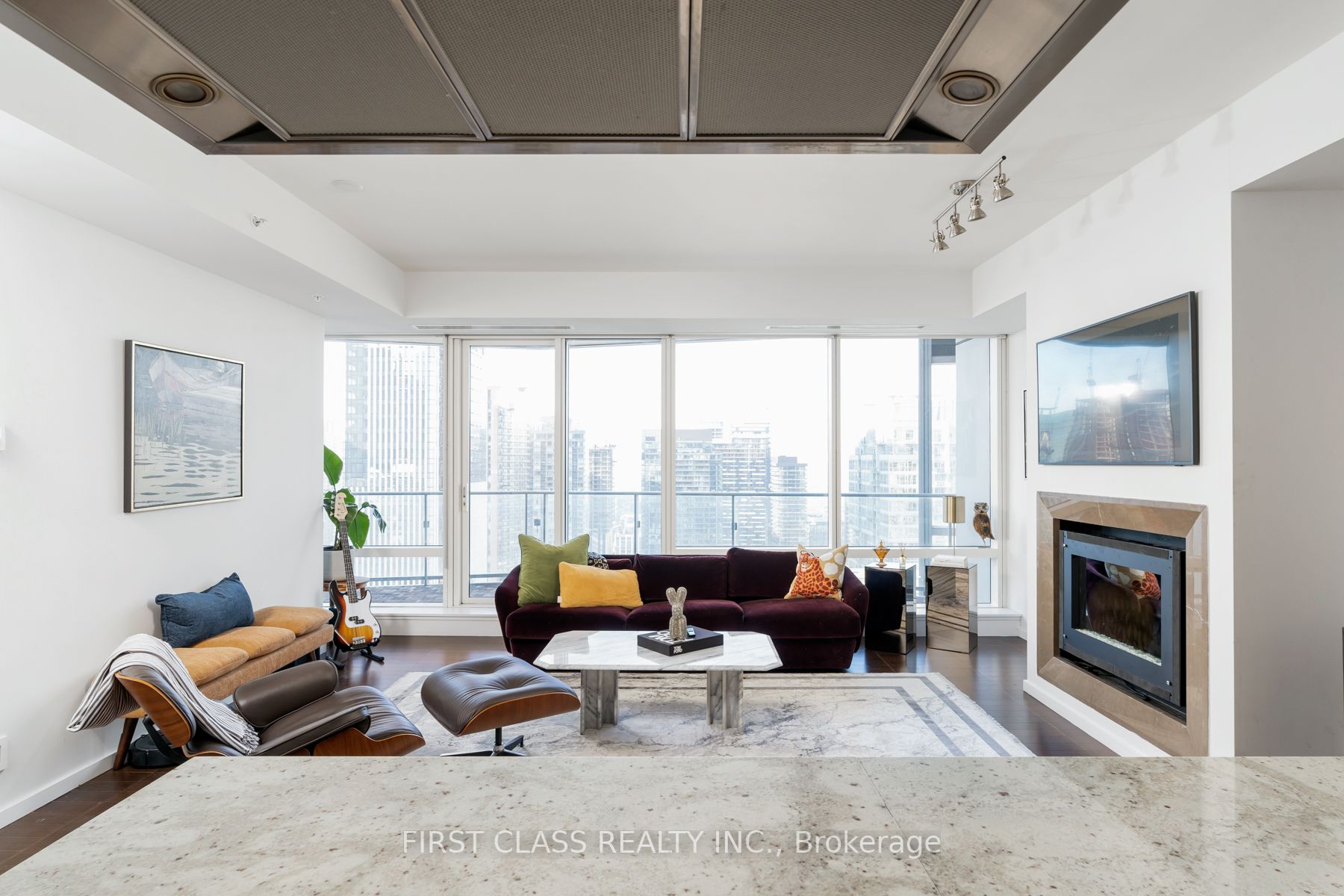 180 University Ave, #4103
