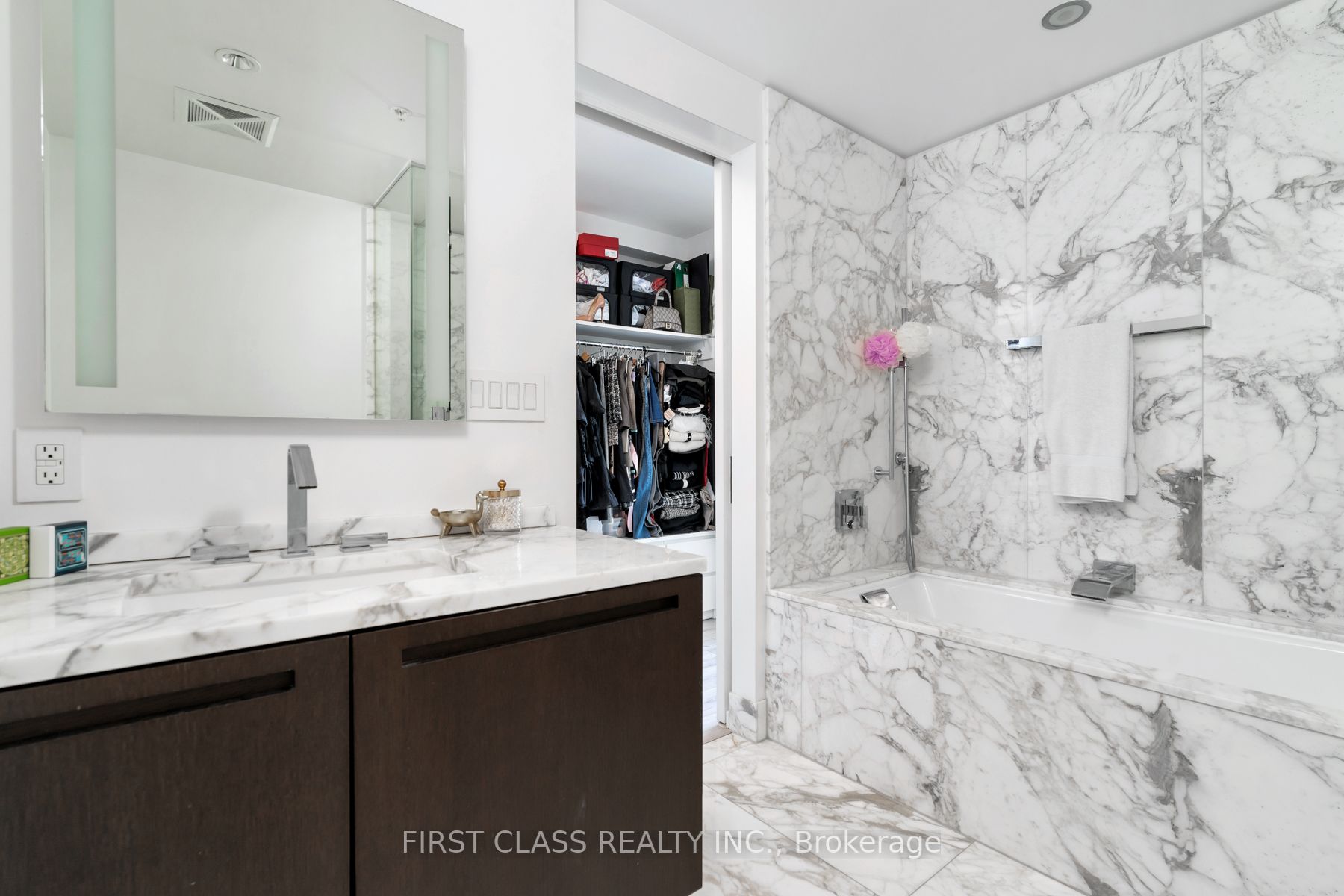 180 University Ave, #4103