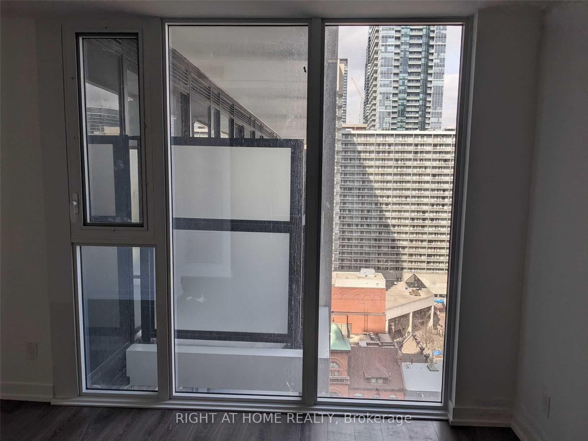 20 Edward St, #1520