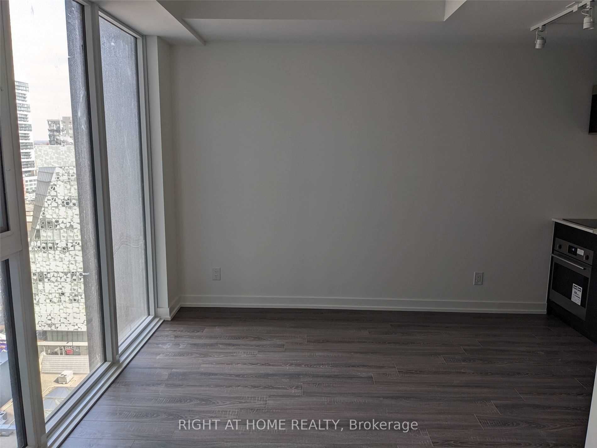 20 Edward St, #1520