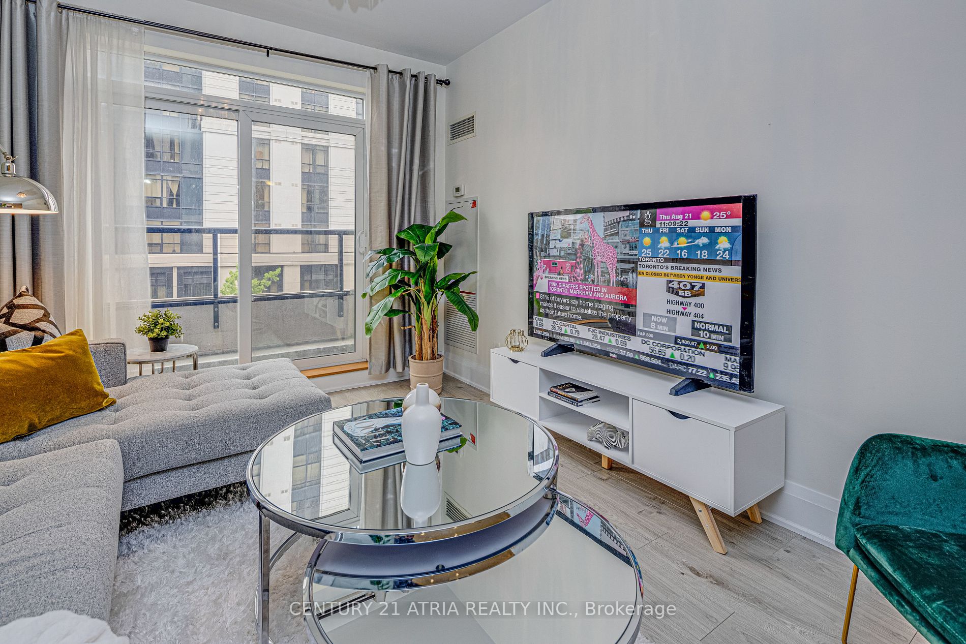 100 Harrison Garden Blvd, #307