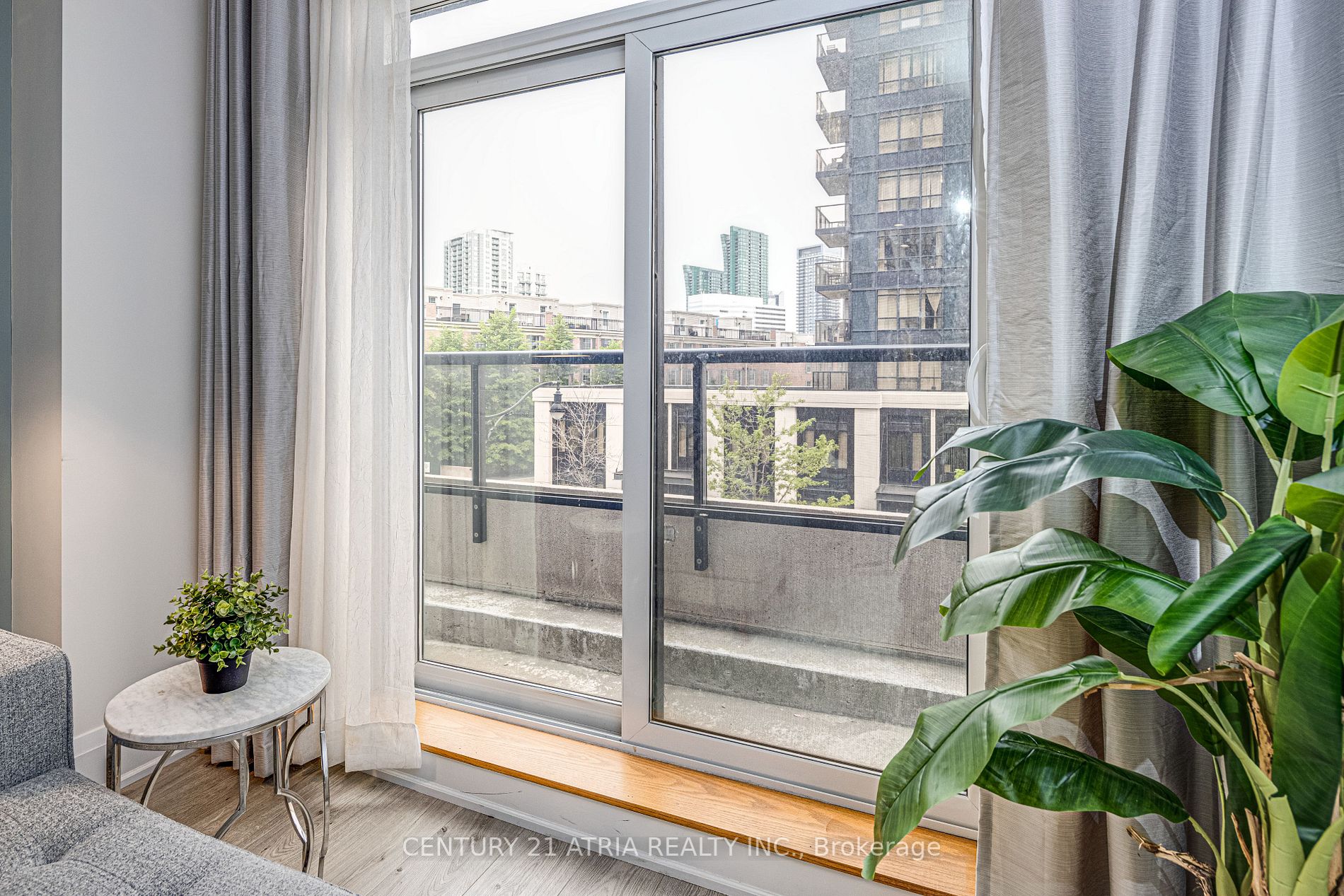 100 Harrison Garden Blvd, #307