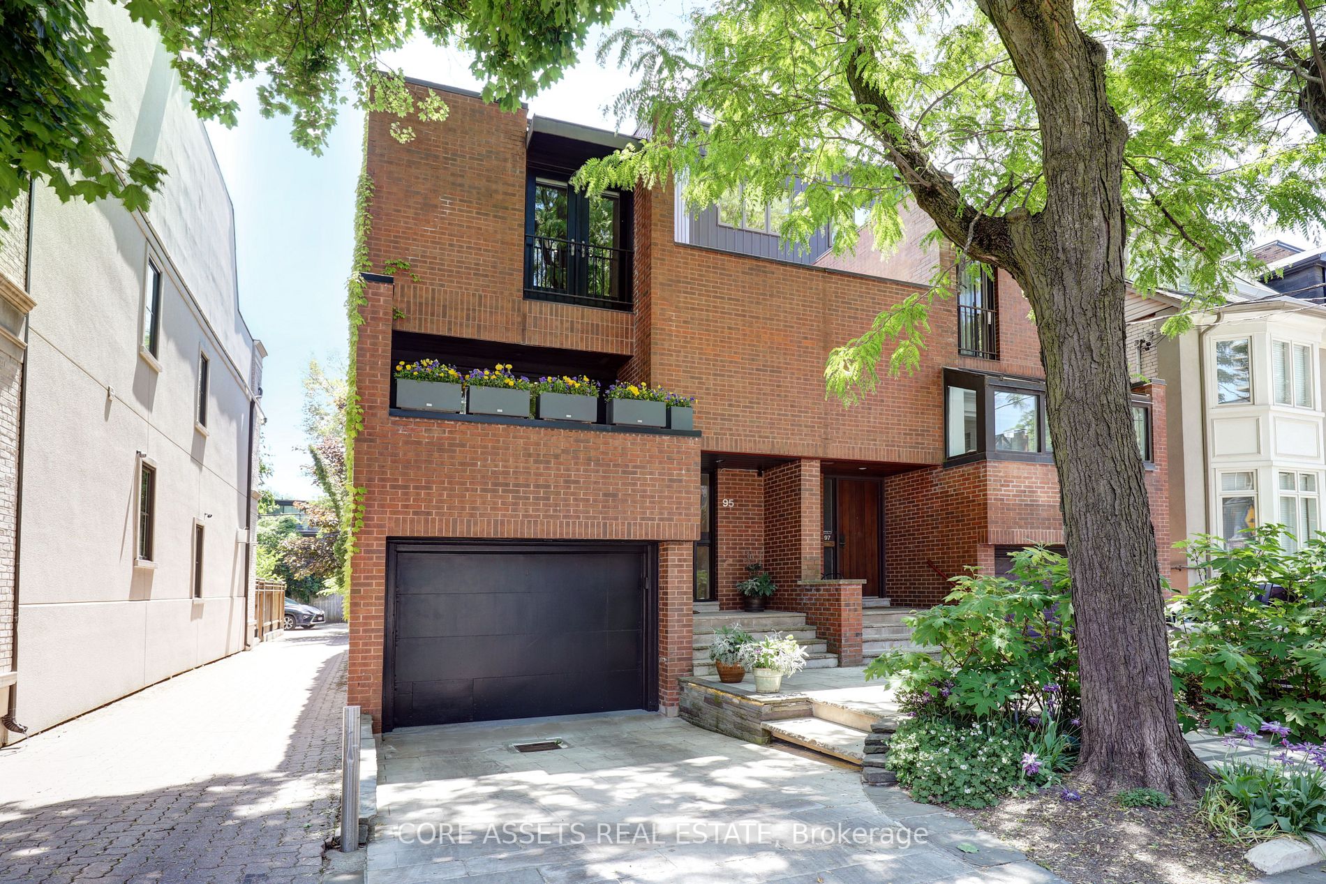 95 Balmoral Avenue