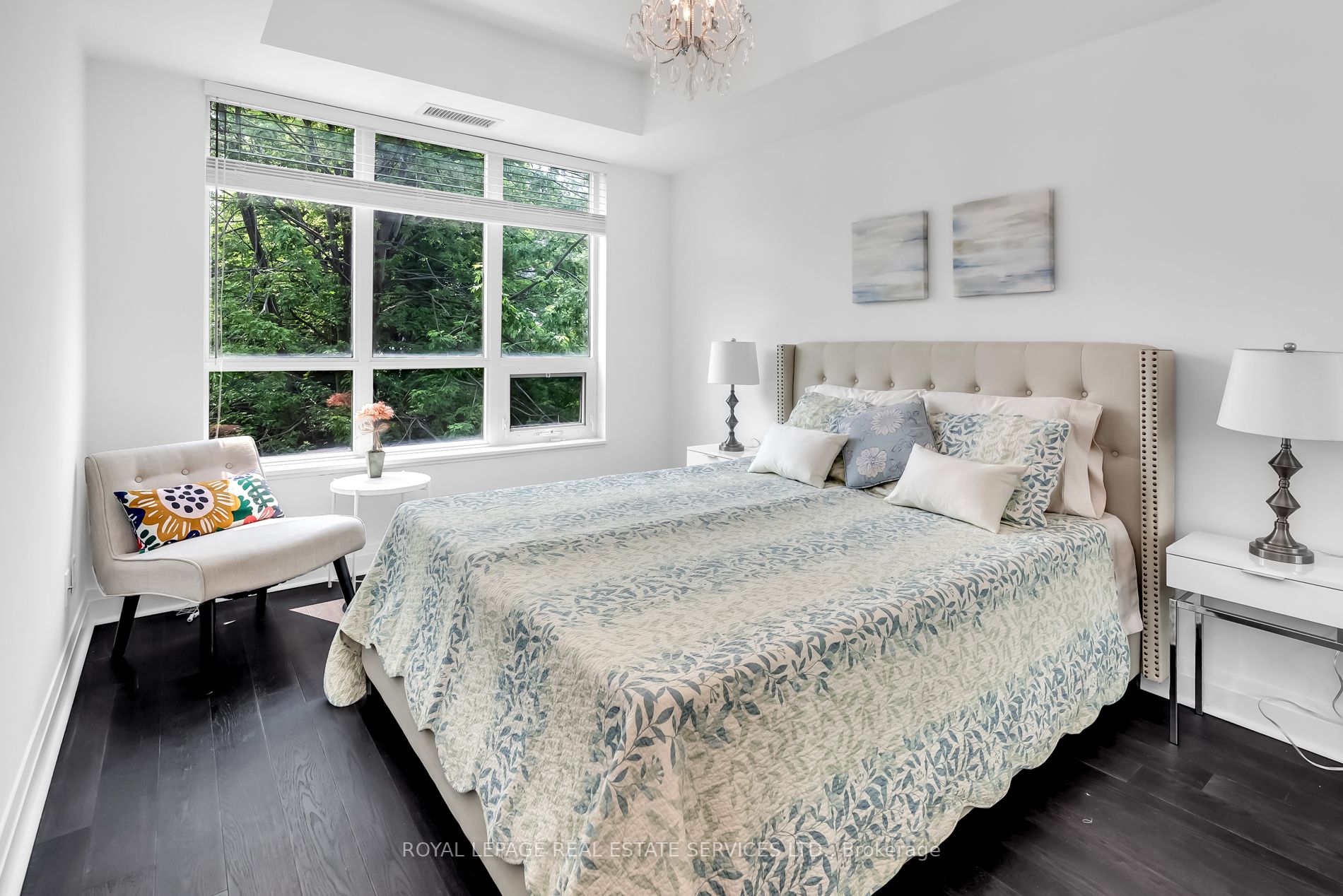 399 Spring Garden Avenue, #306