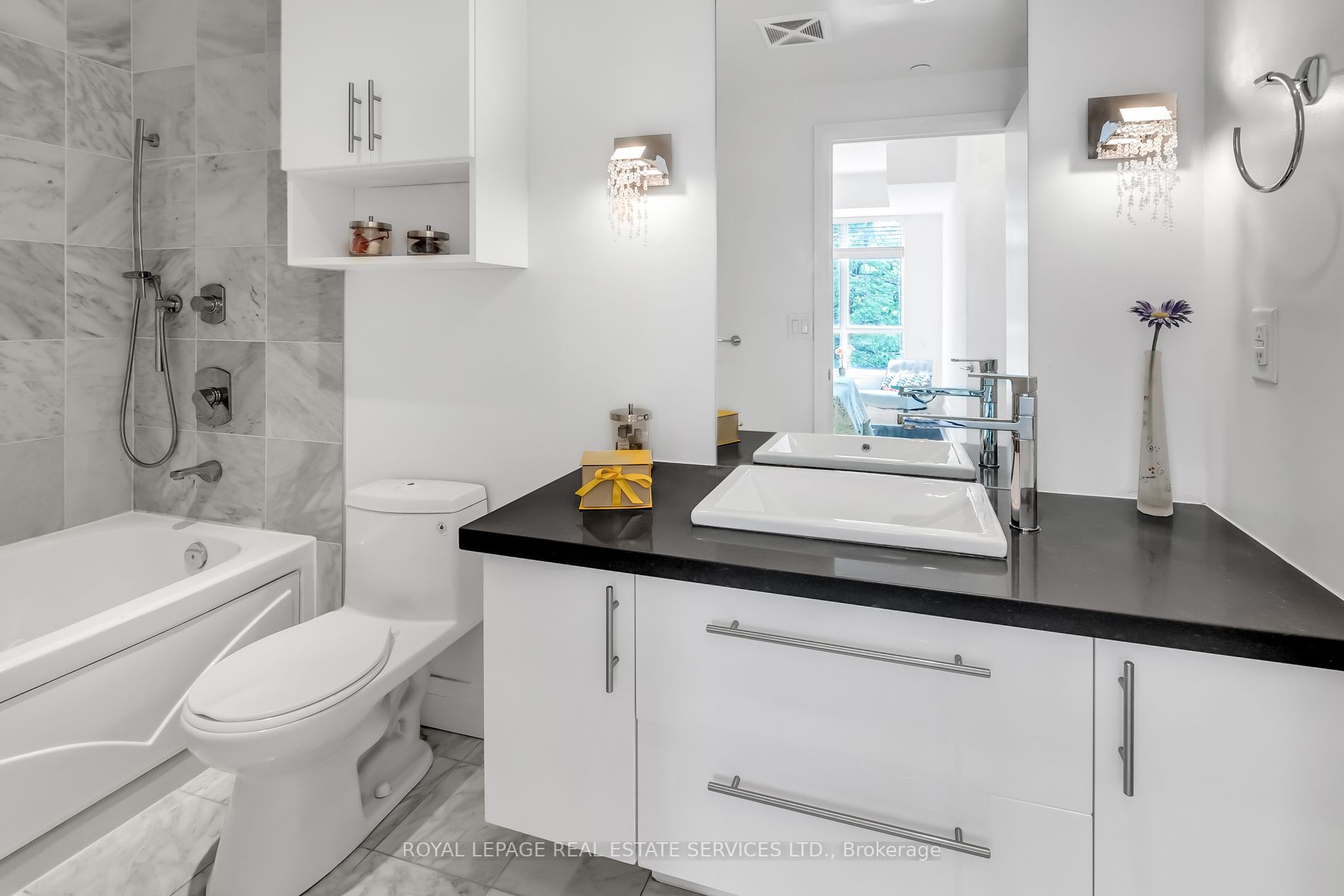 399 Spring Garden Avenue, #306