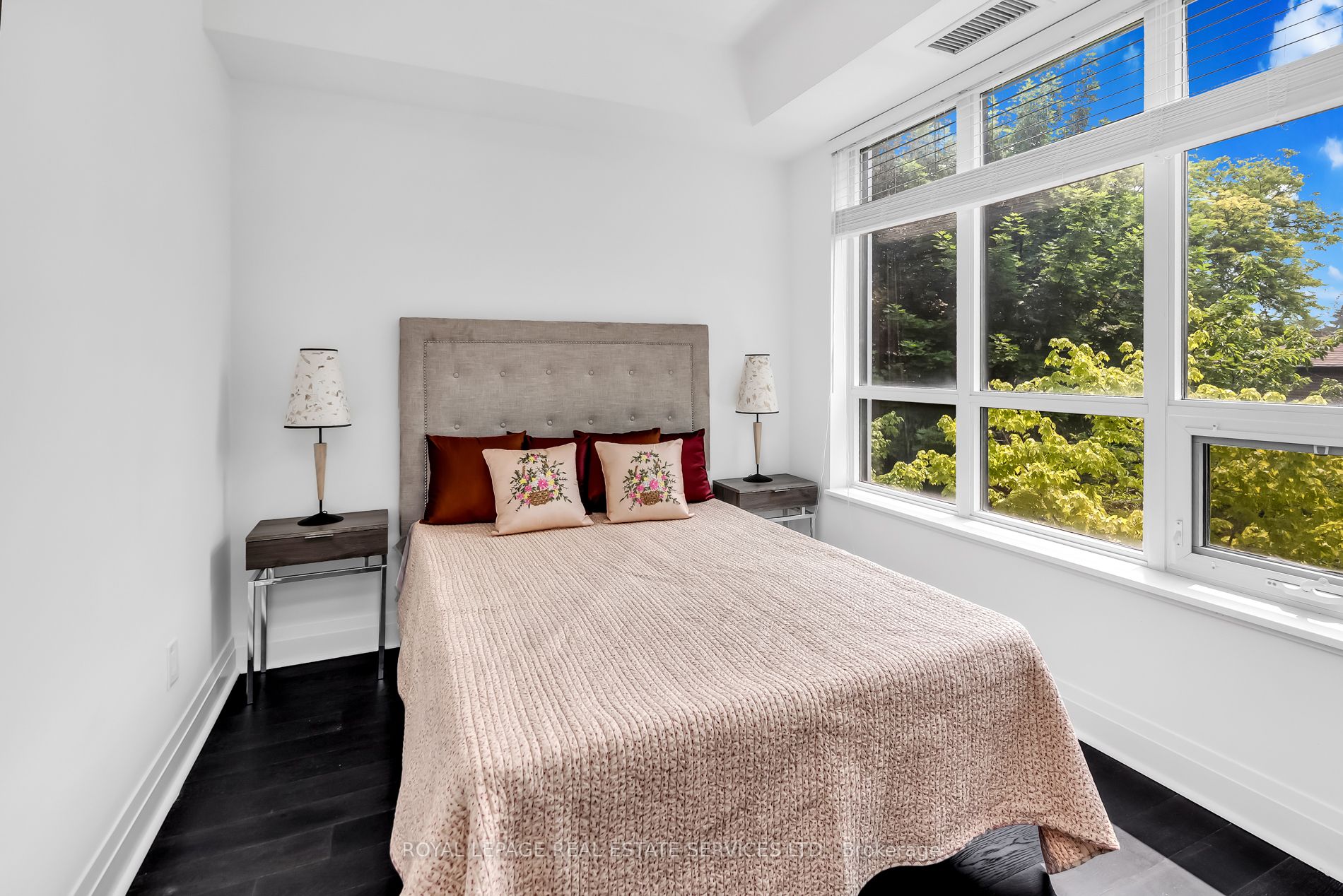 399 Spring Garden Avenue, #306