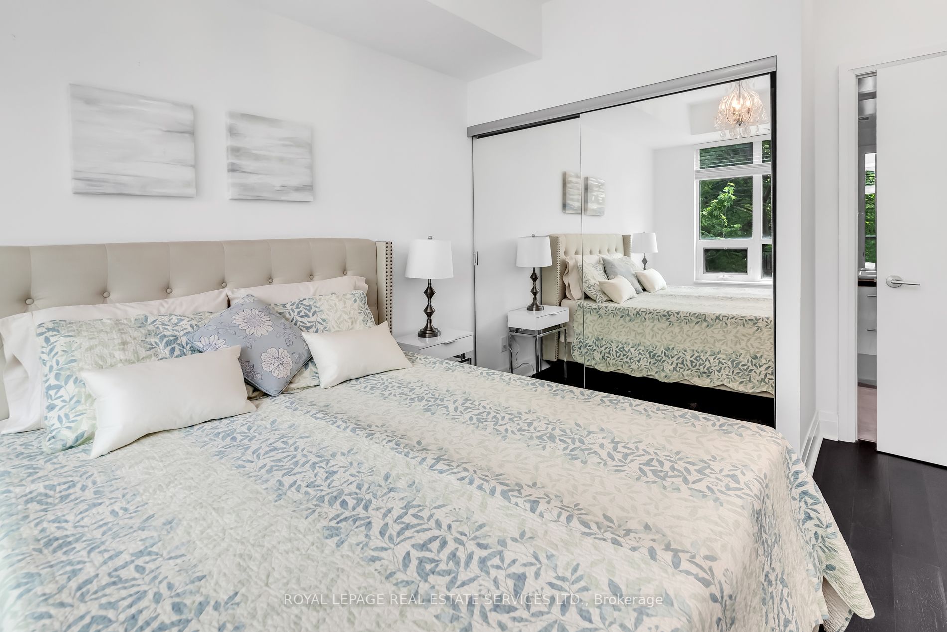 399 Spring Garden Avenue, #306