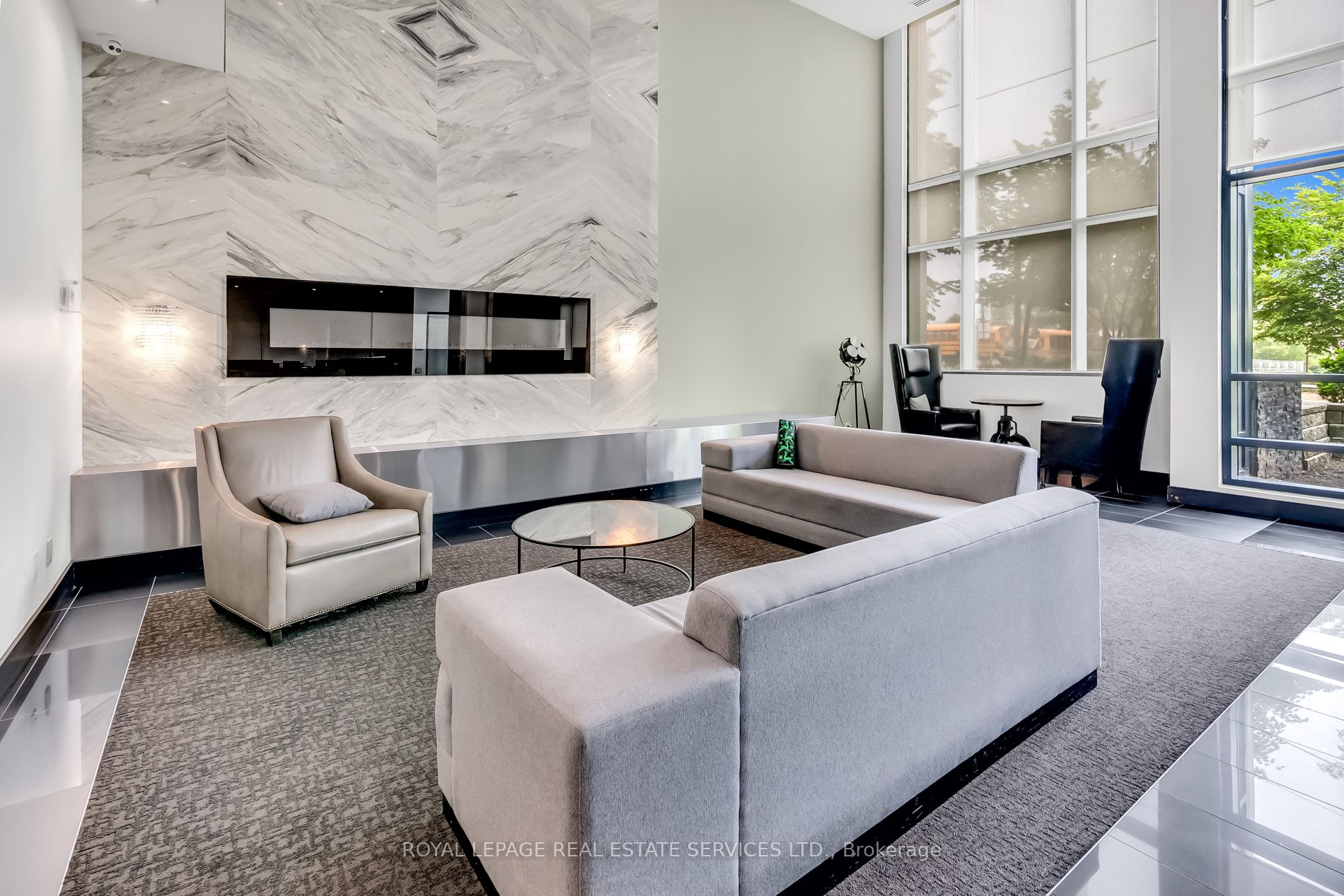 399 Spring Garden Avenue, #306