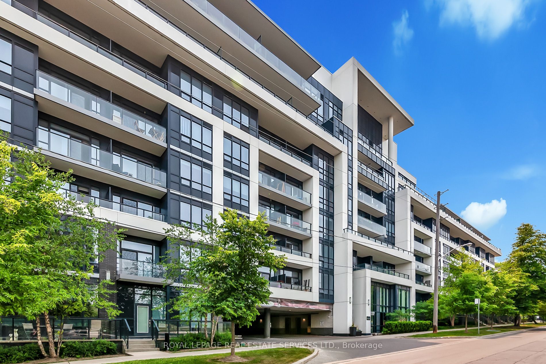 399 Spring Garden Avenue, #306