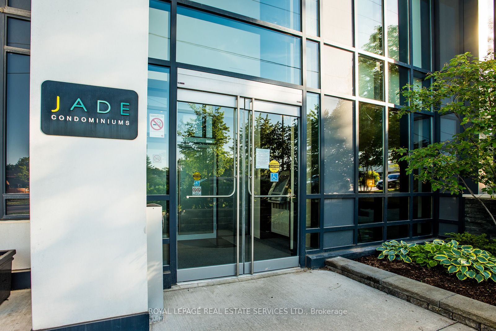 399 Spring Garden Avenue, #306