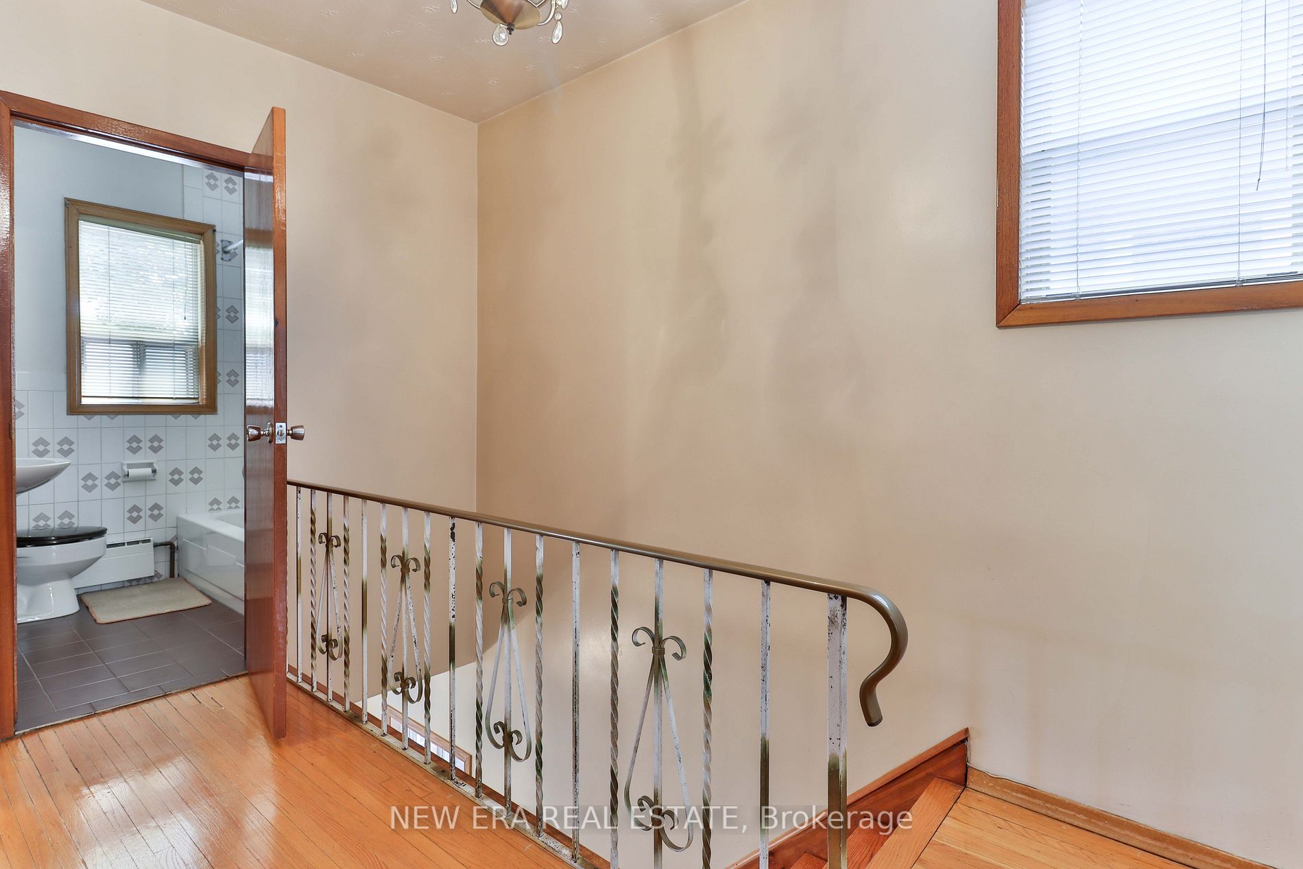 14 Roseneath Gdns