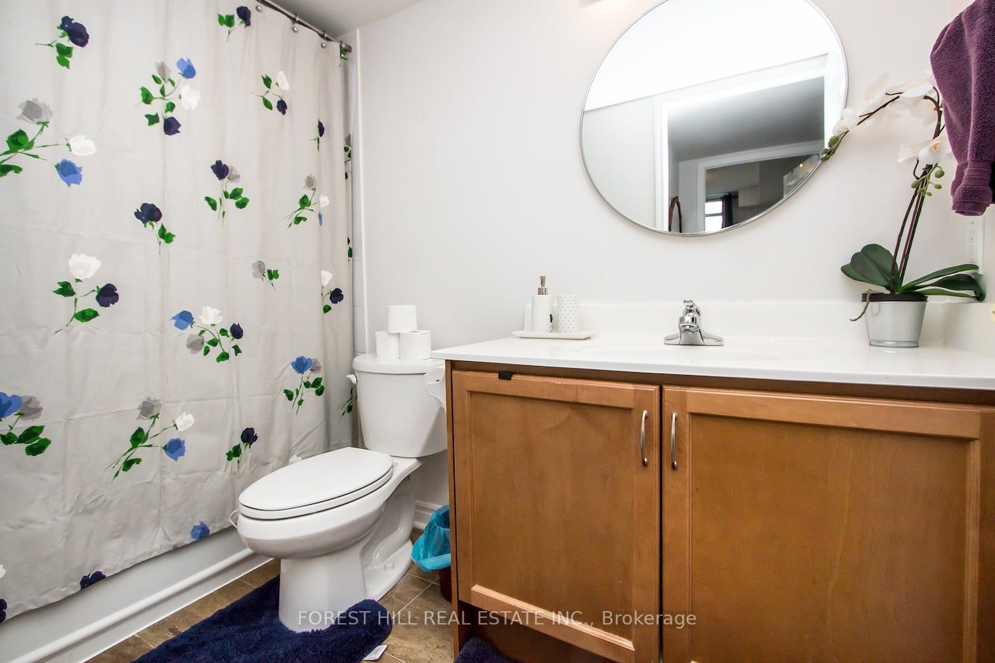 18 Kenaston Gdns, #1010