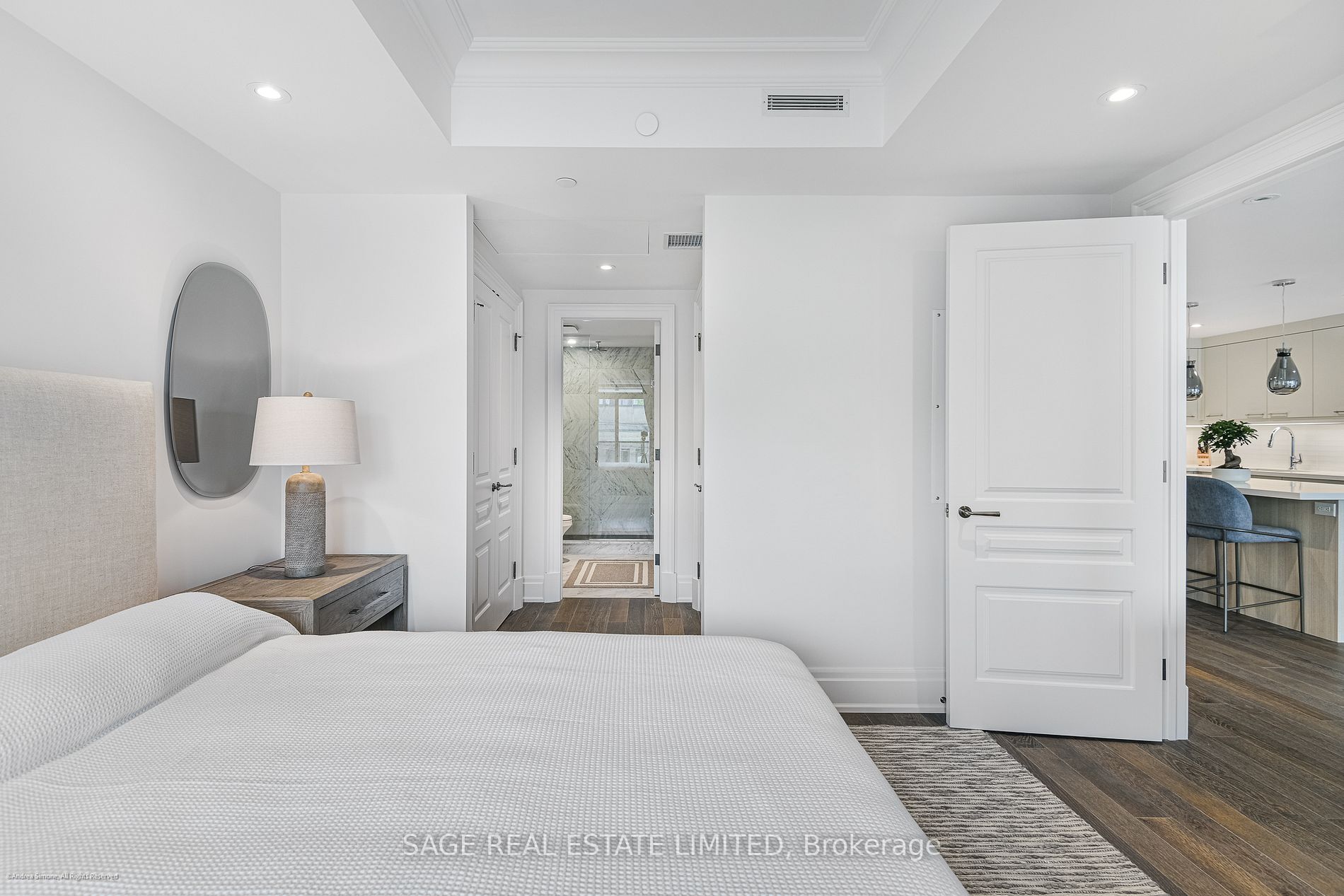 1 Forest Hill Rd, #201