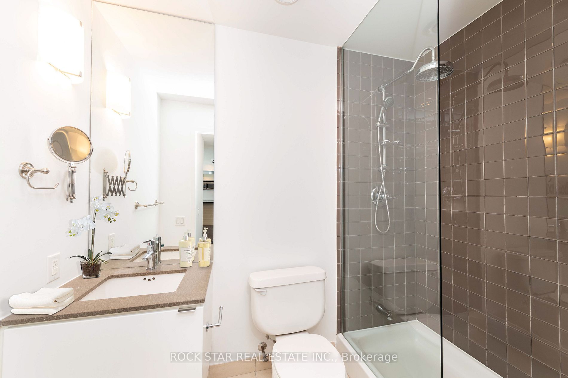 33 Mill St, #2804