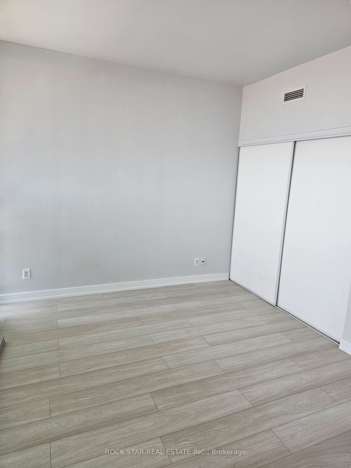 33 Mill St, #2804