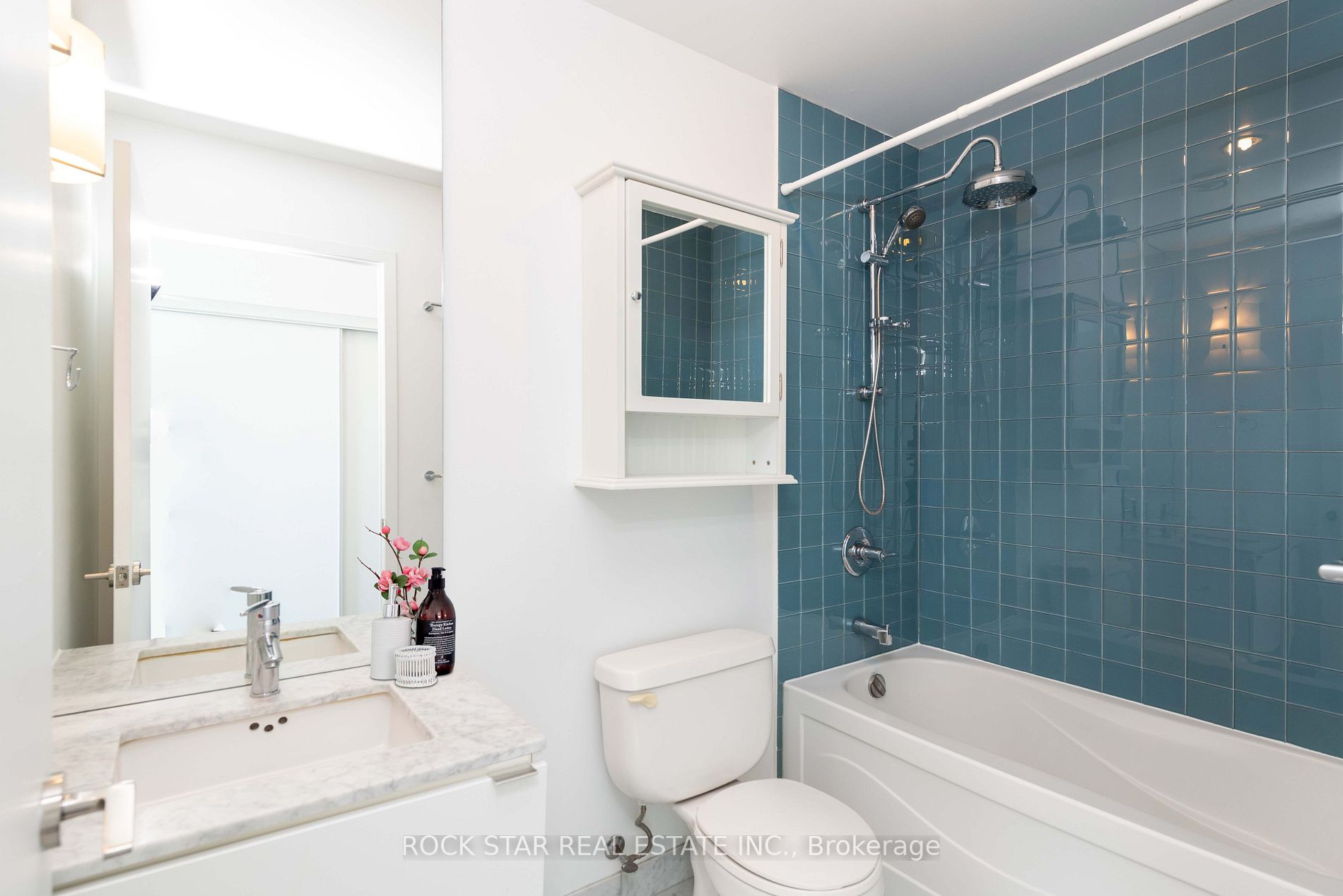 33 Mill St, #2804