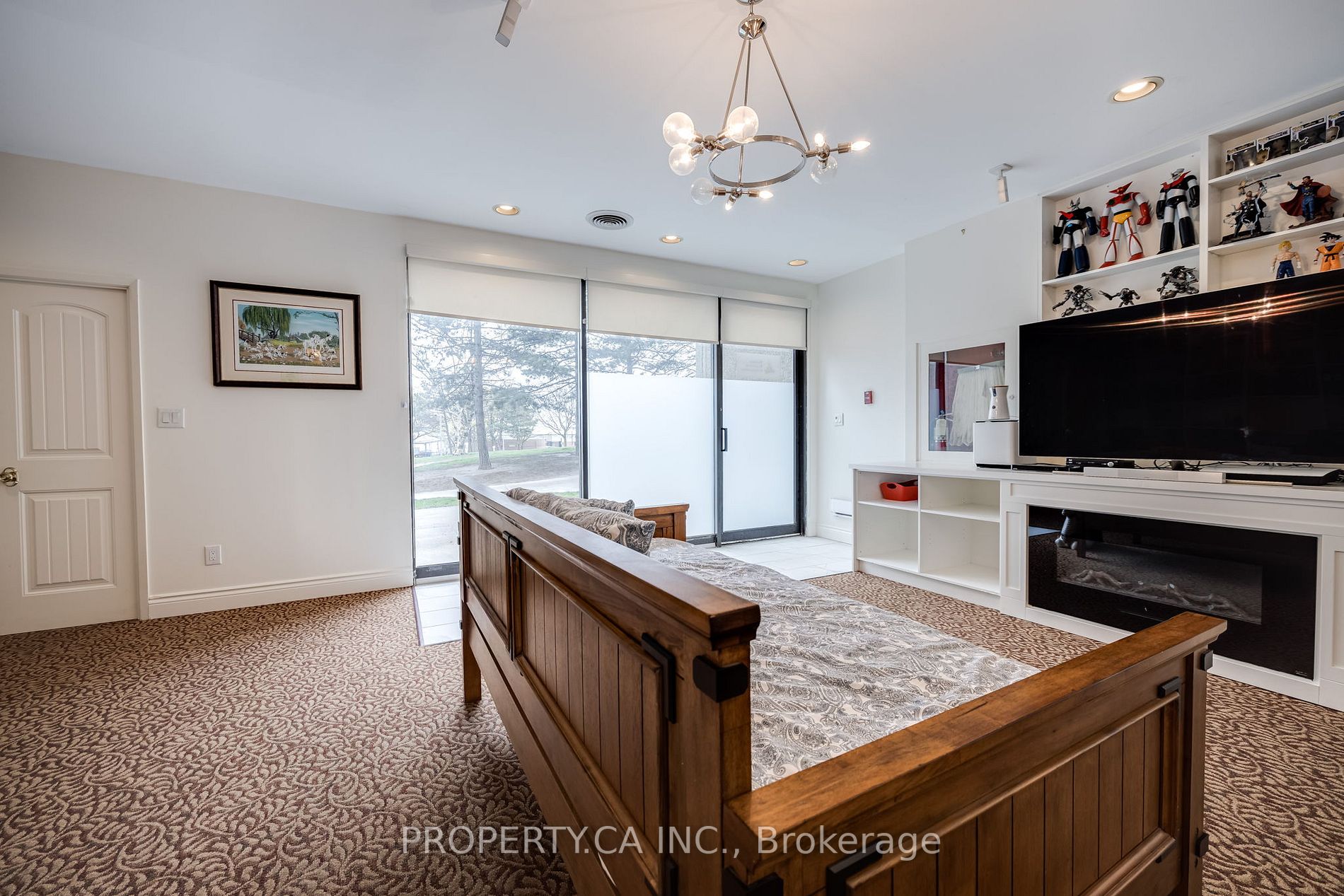 33 Harbour Sq, #410/204