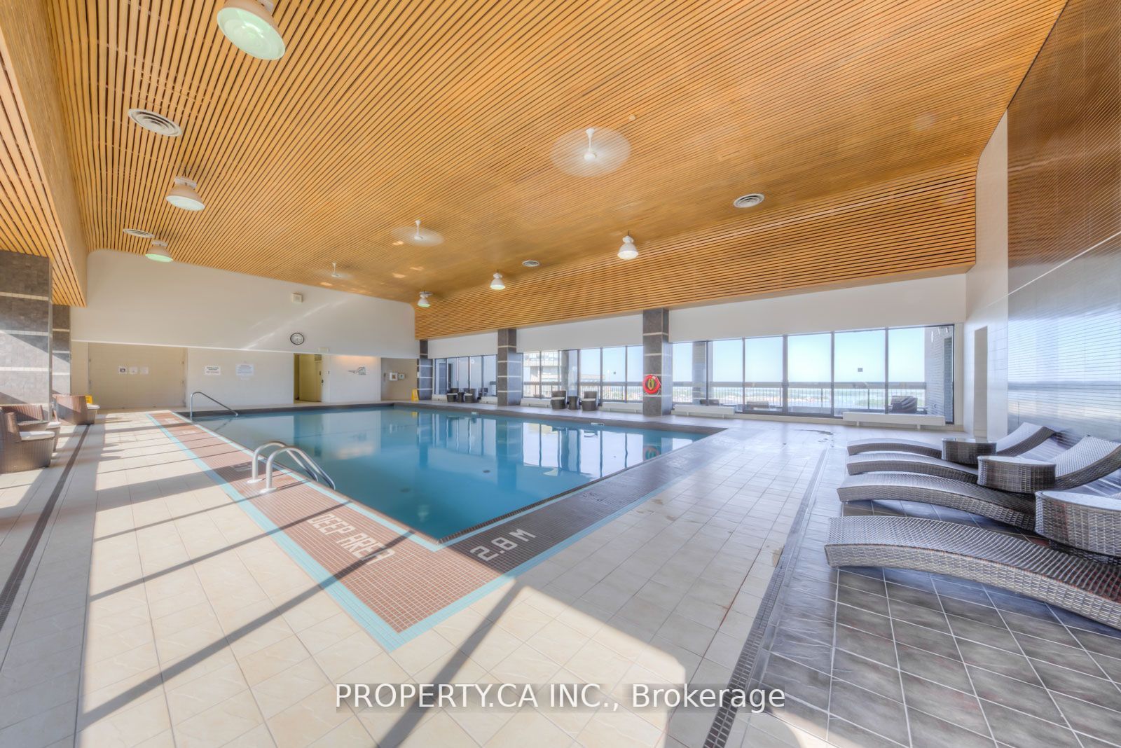 33 Harbour Sq, #410/204