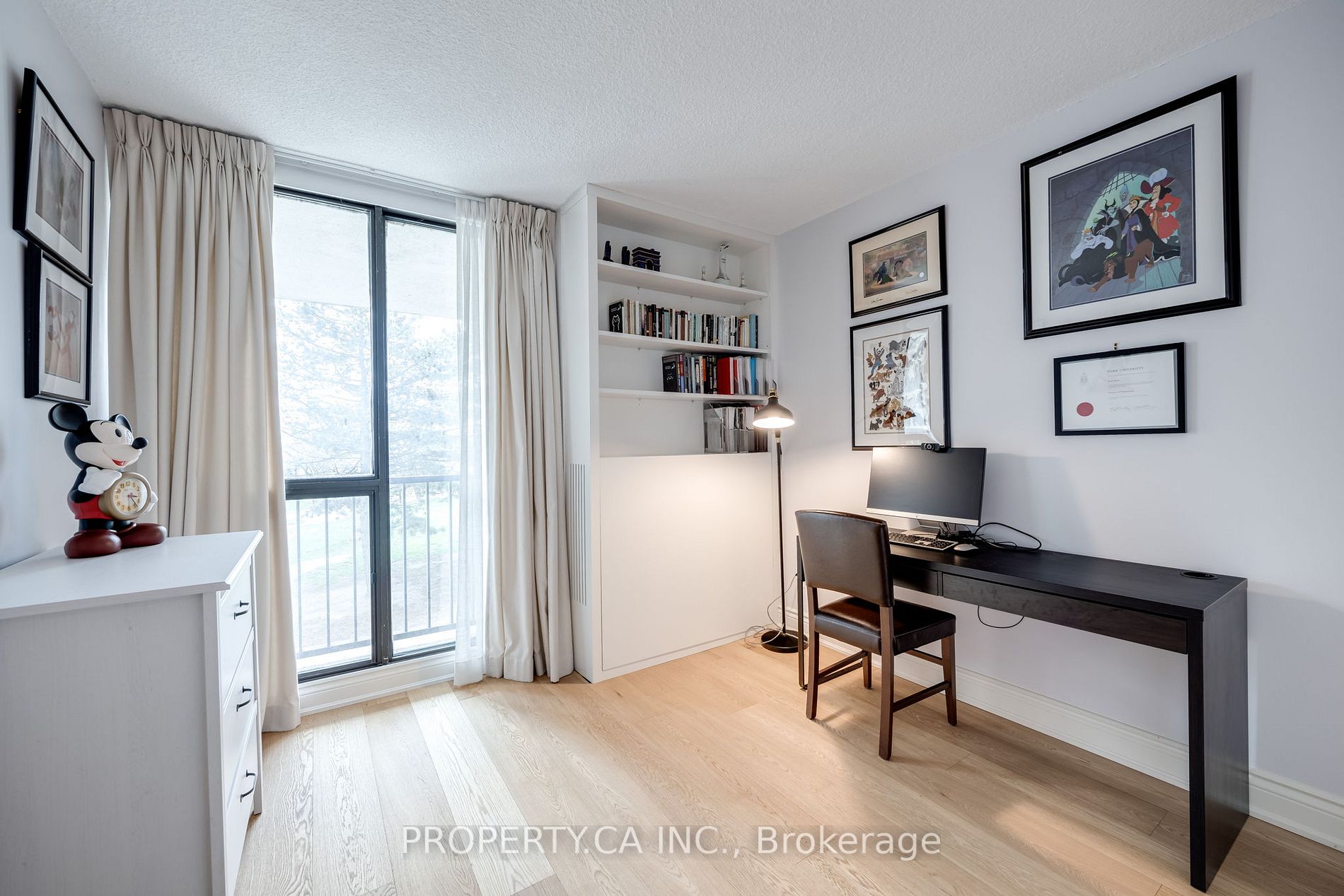 33 Harbour Sq, #410/204