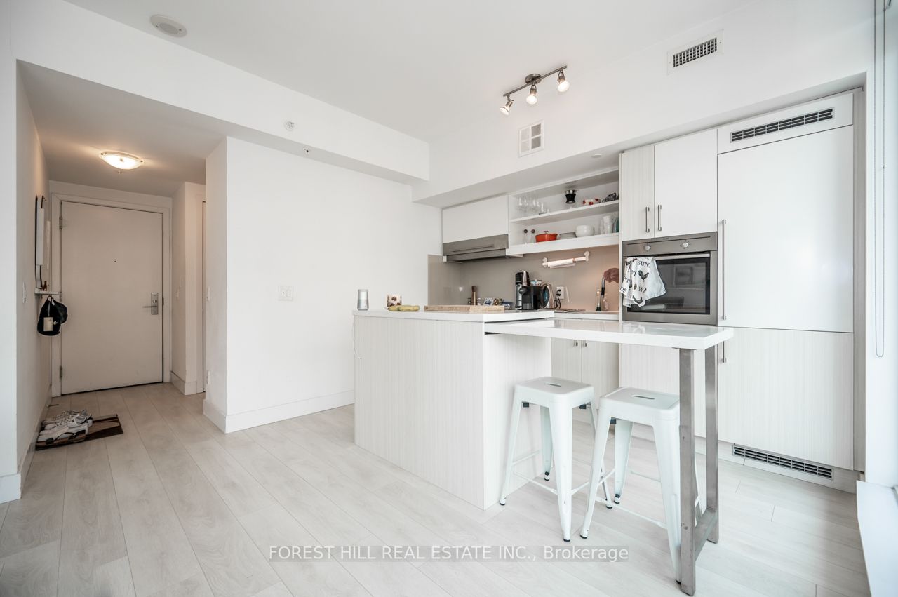 39 Sherbourne St, #1109