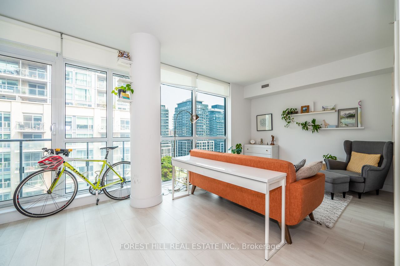 39 Sherbourne St, #1109