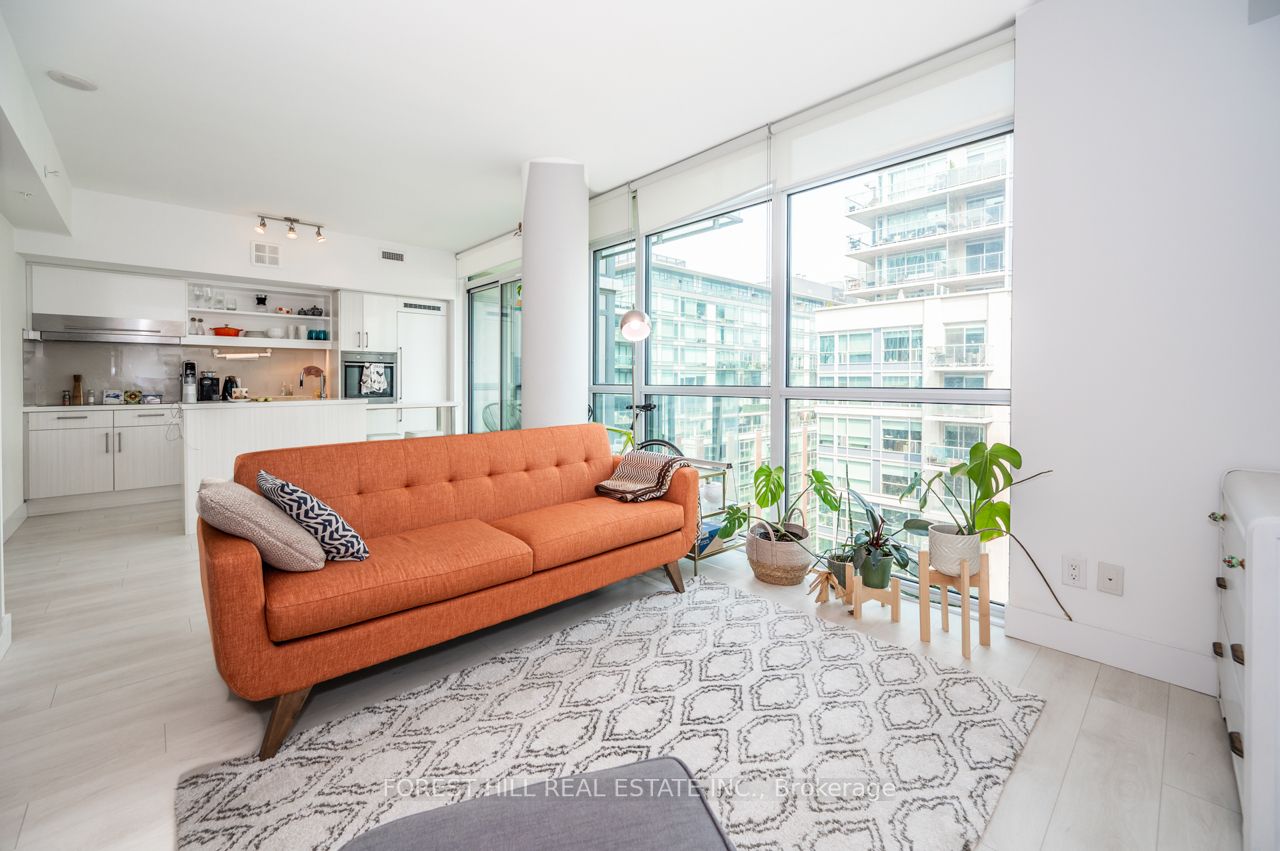 39 Sherbourne St, #1109