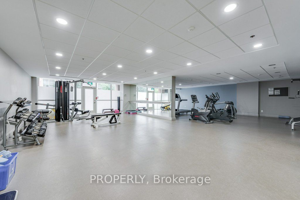 1000 King St W, #209