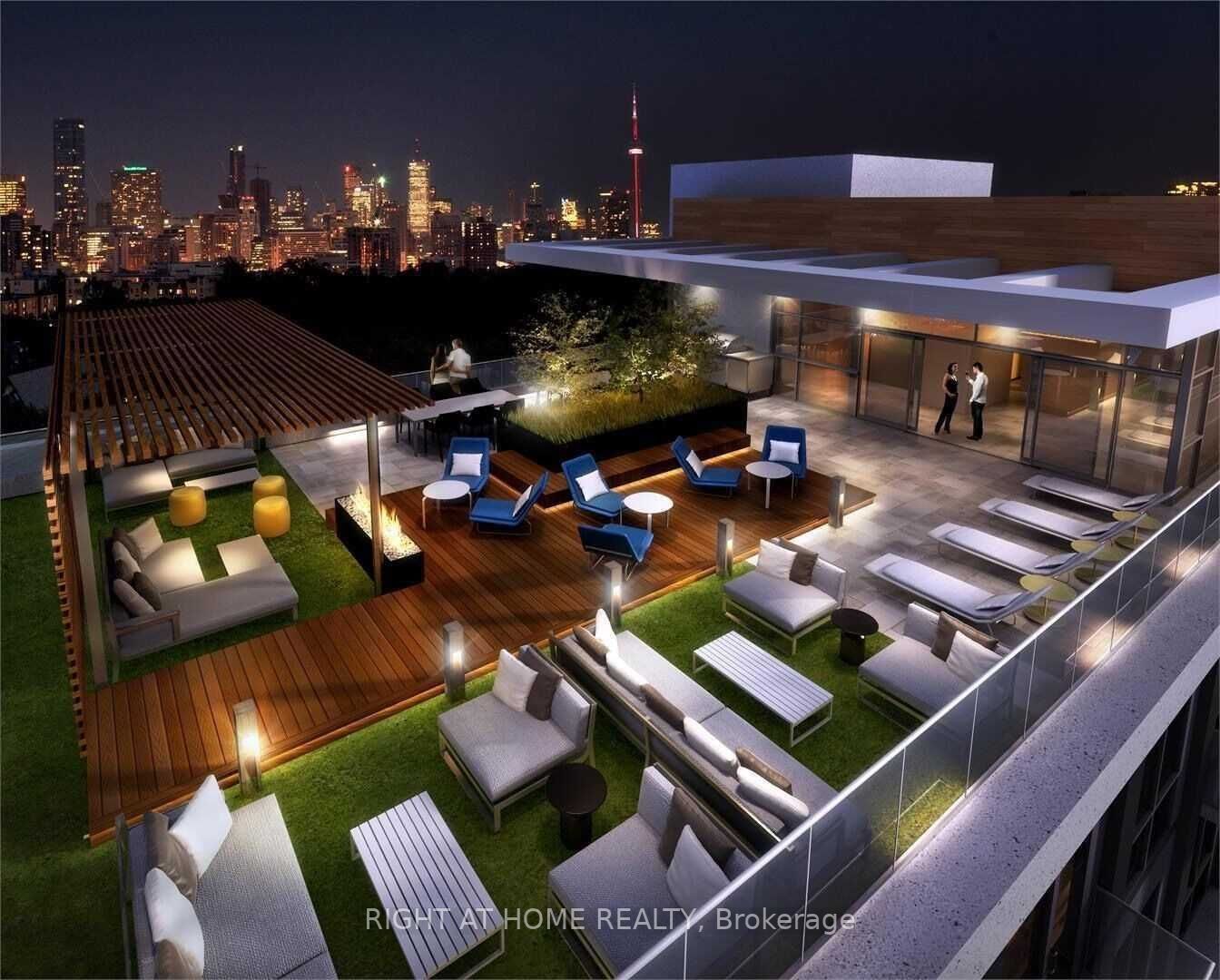 223 St. Clair Ave W, #207