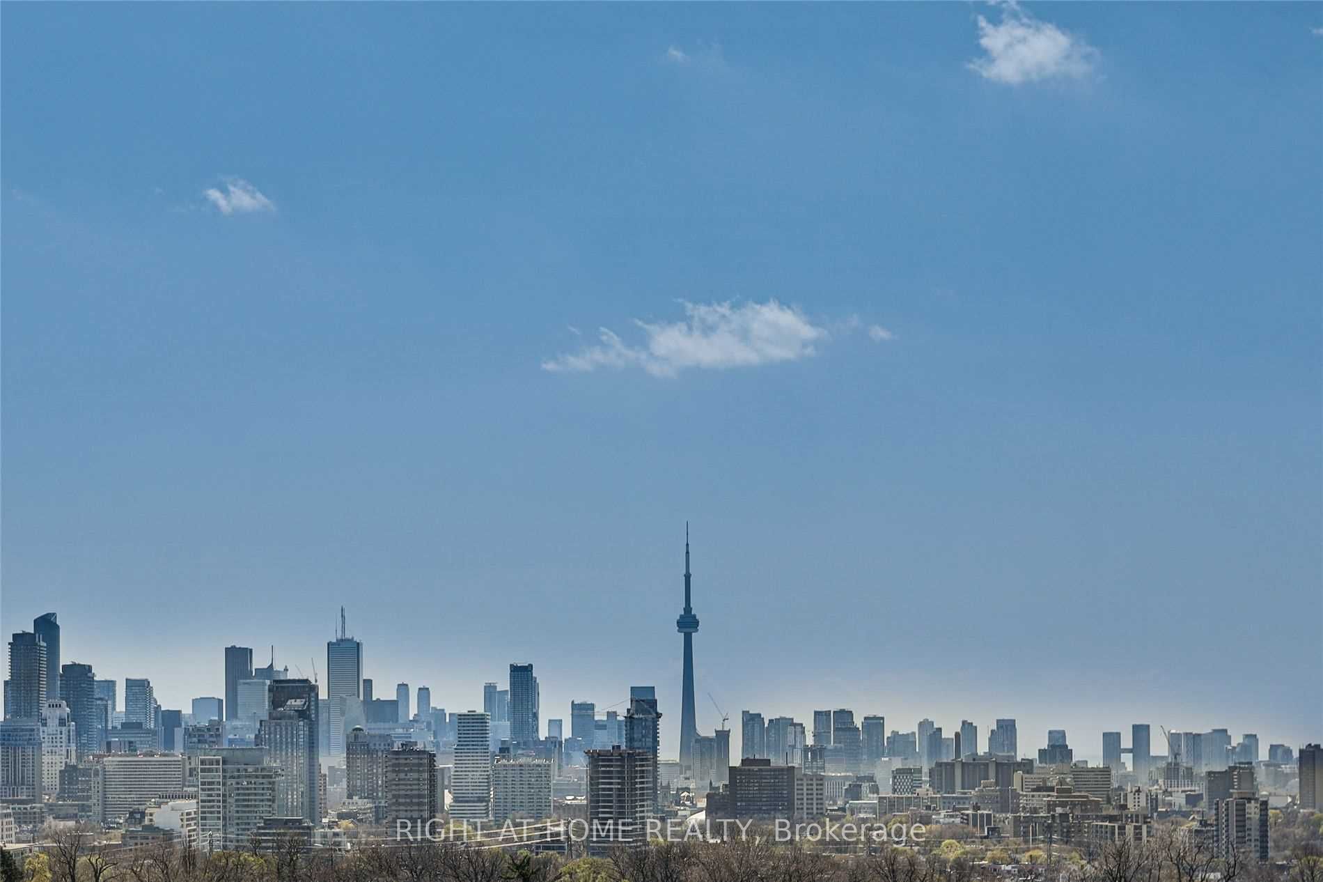 223 St. Clair Ave W, #207