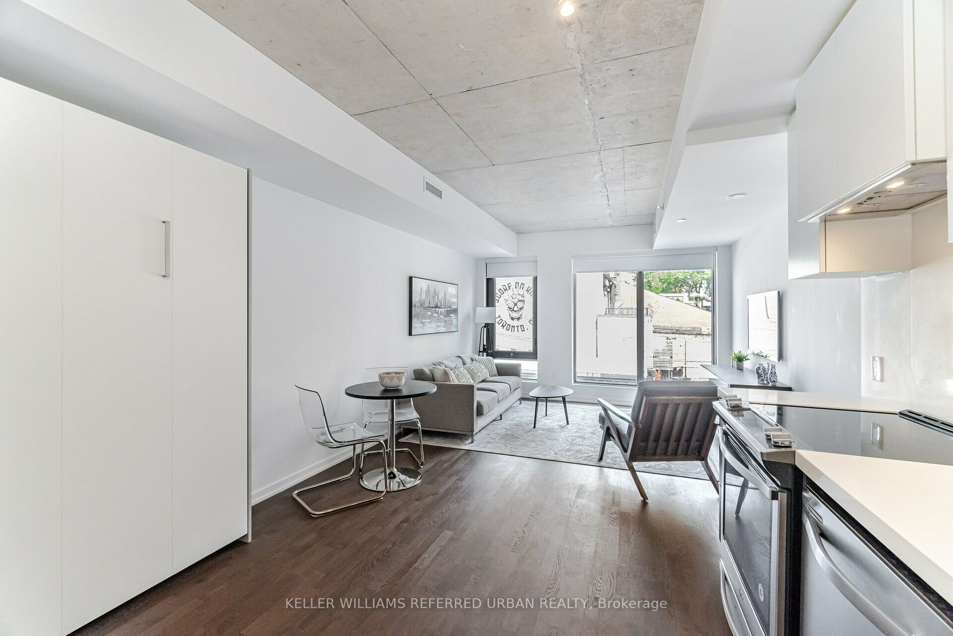60 Colborne St, #204