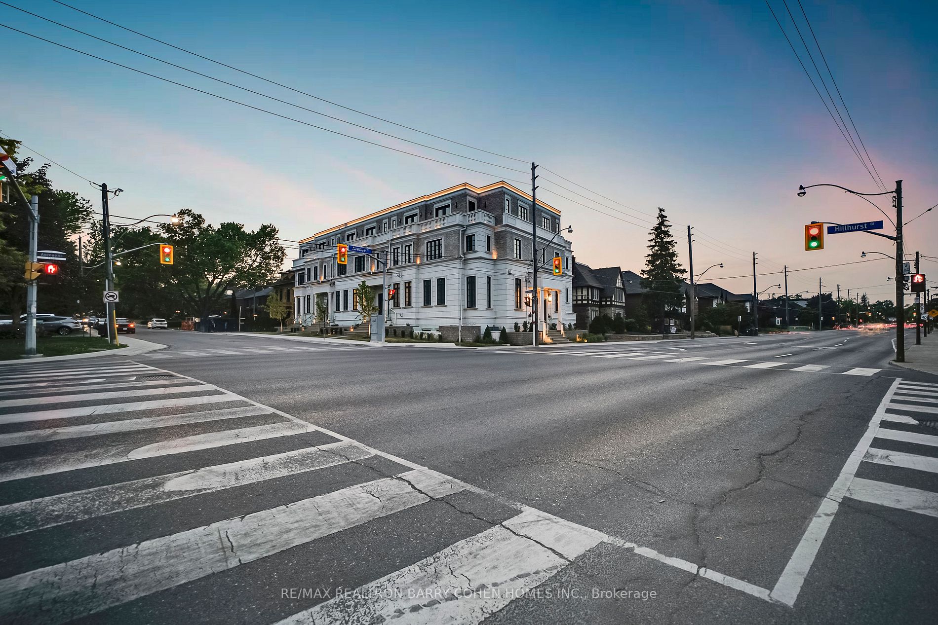 1204 Avenue Road