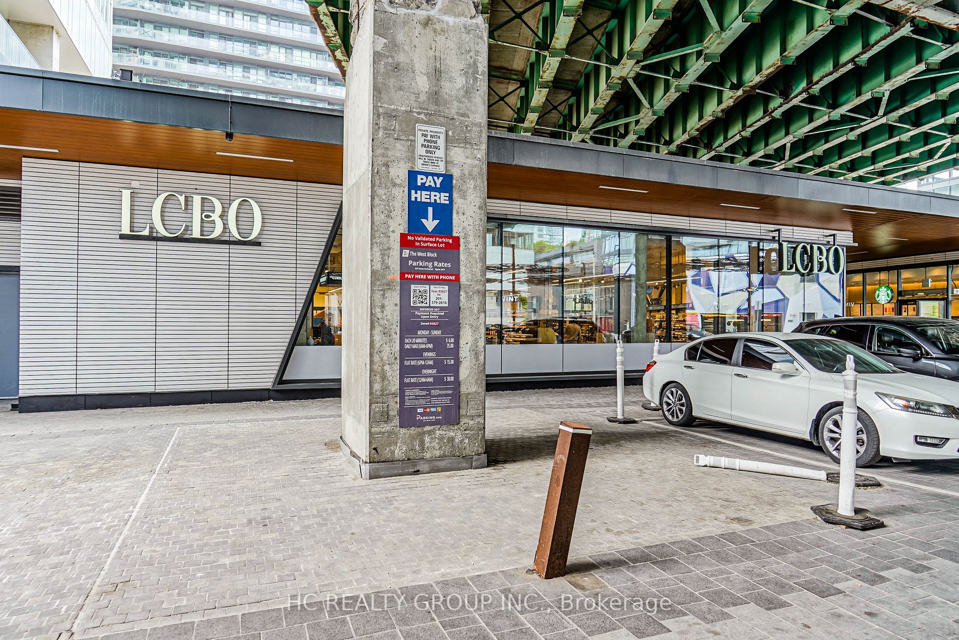 19 Bathurst St, #709