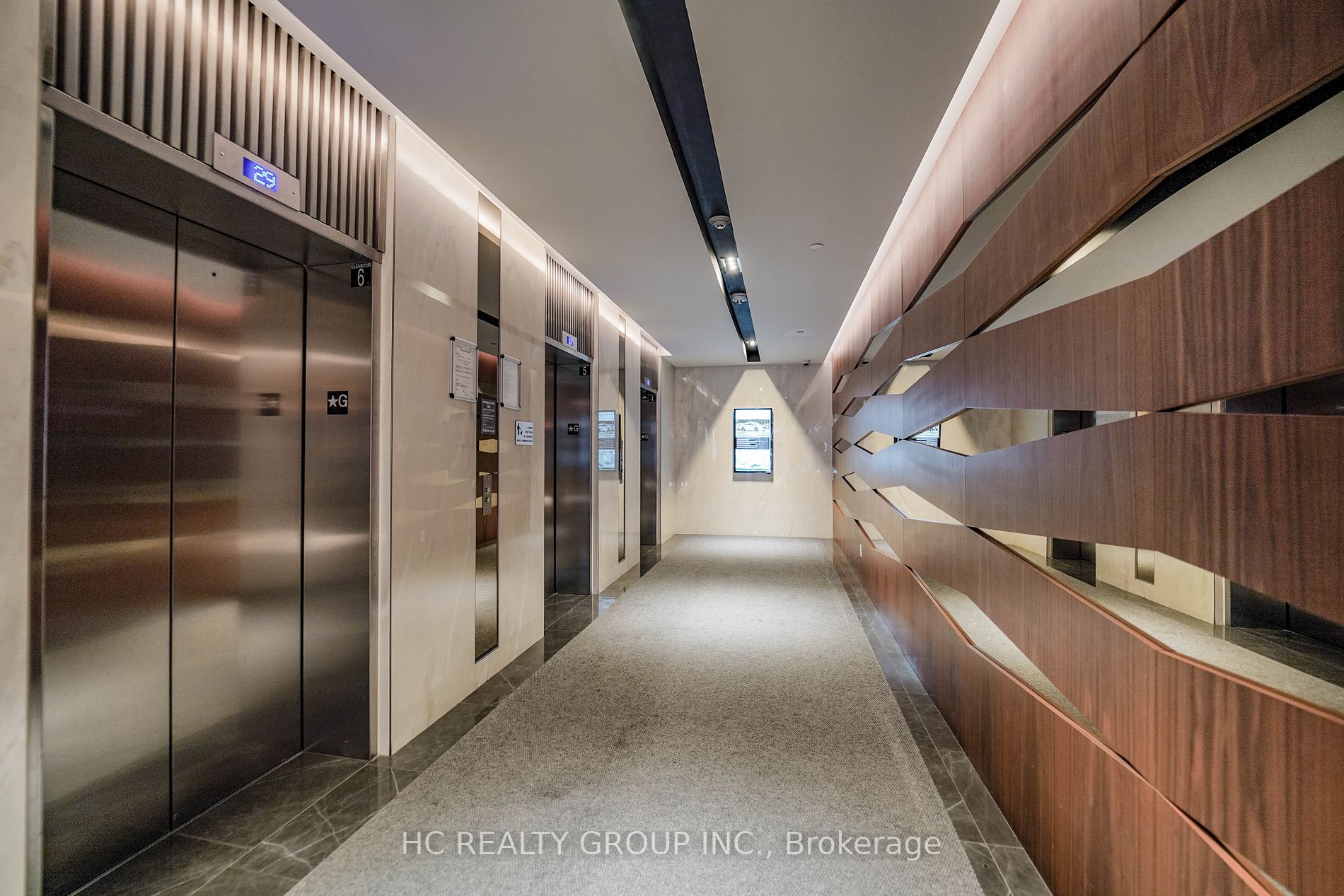 19 Bathurst St, #709