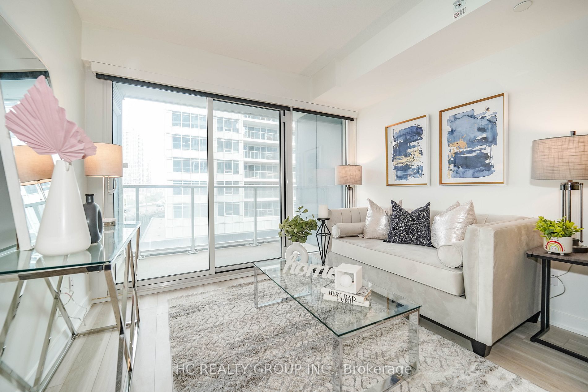 19 Bathurst St, #709