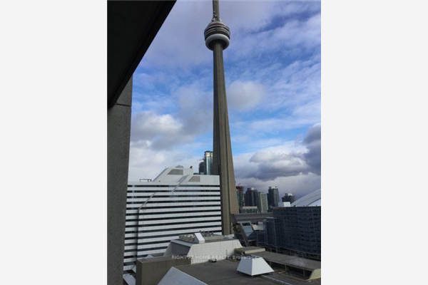 20 Blue Jays Way, Toronto