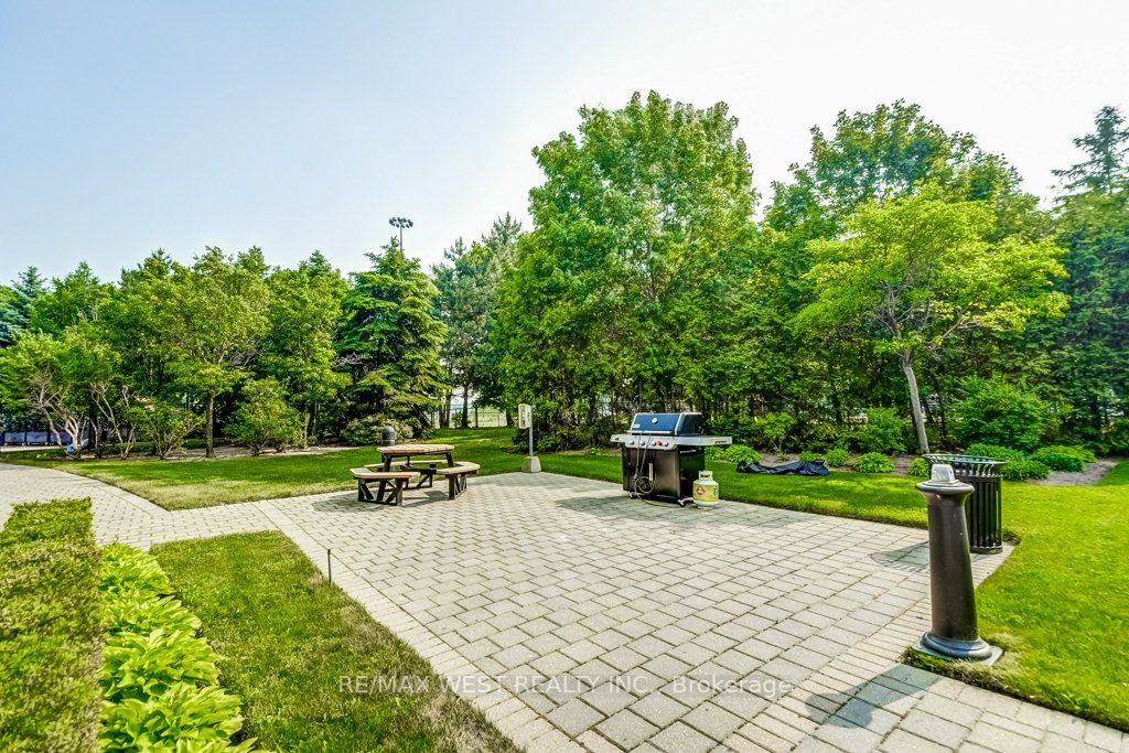 30 Harrison Garden Blvd, #701