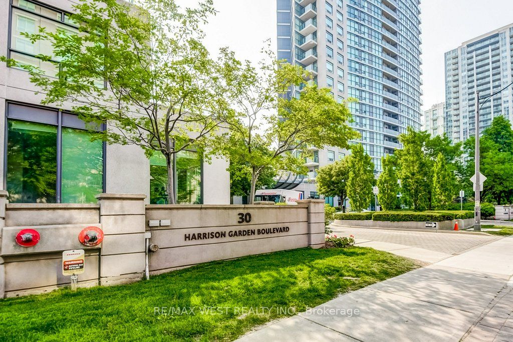 30 Harrison Garden Blvd, #701